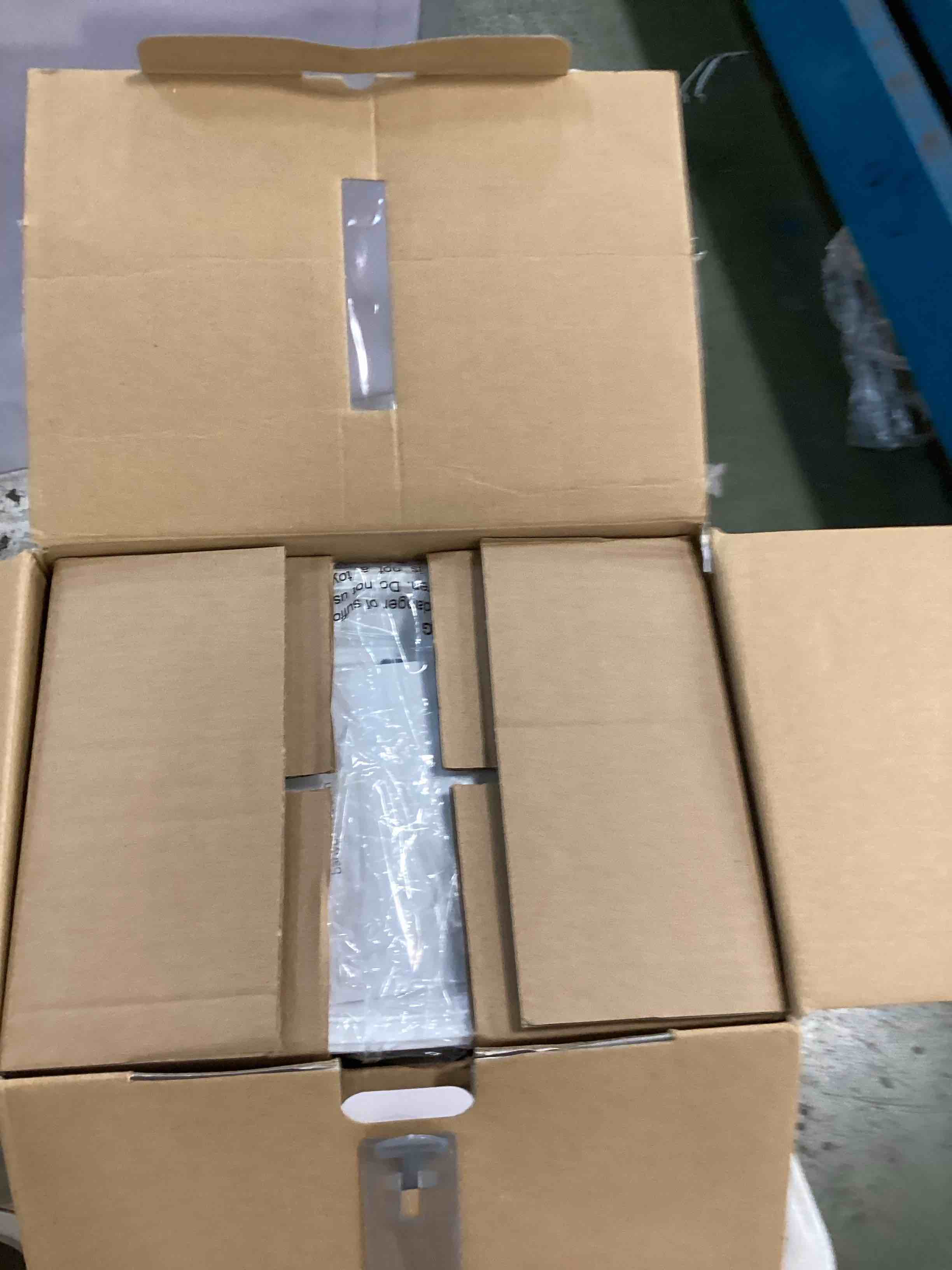 https://s3.amazonaws.com/lotting-images-prod/bidfta/ORG6496514_1718048398132.jpeg