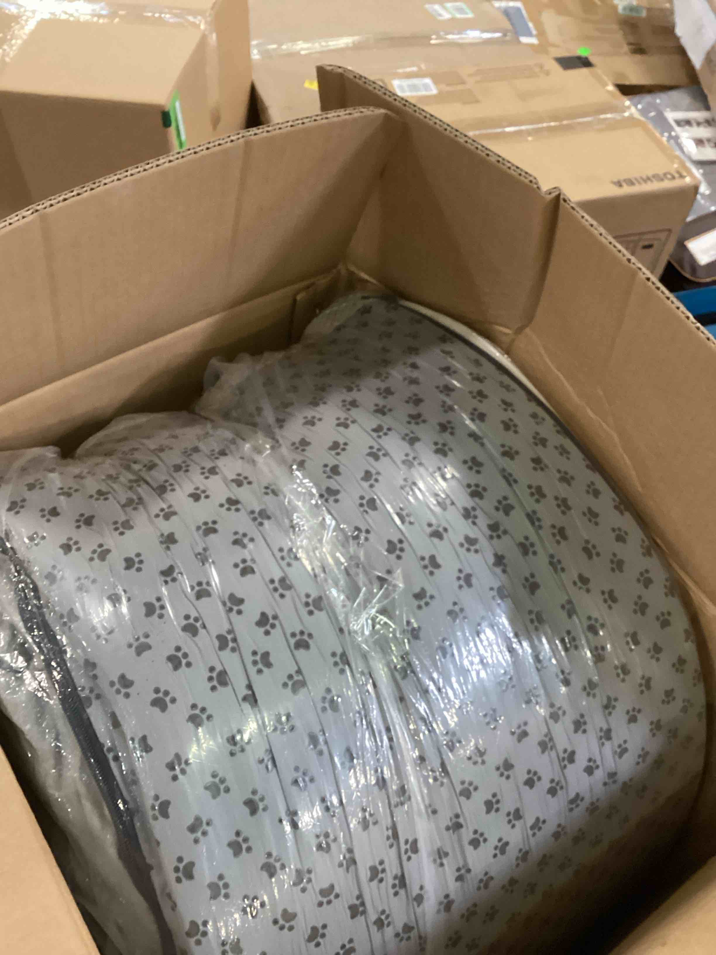 https://s3.amazonaws.com/lotting-images-prod/bidfta/ORG6496648_1718117812739.jpeg