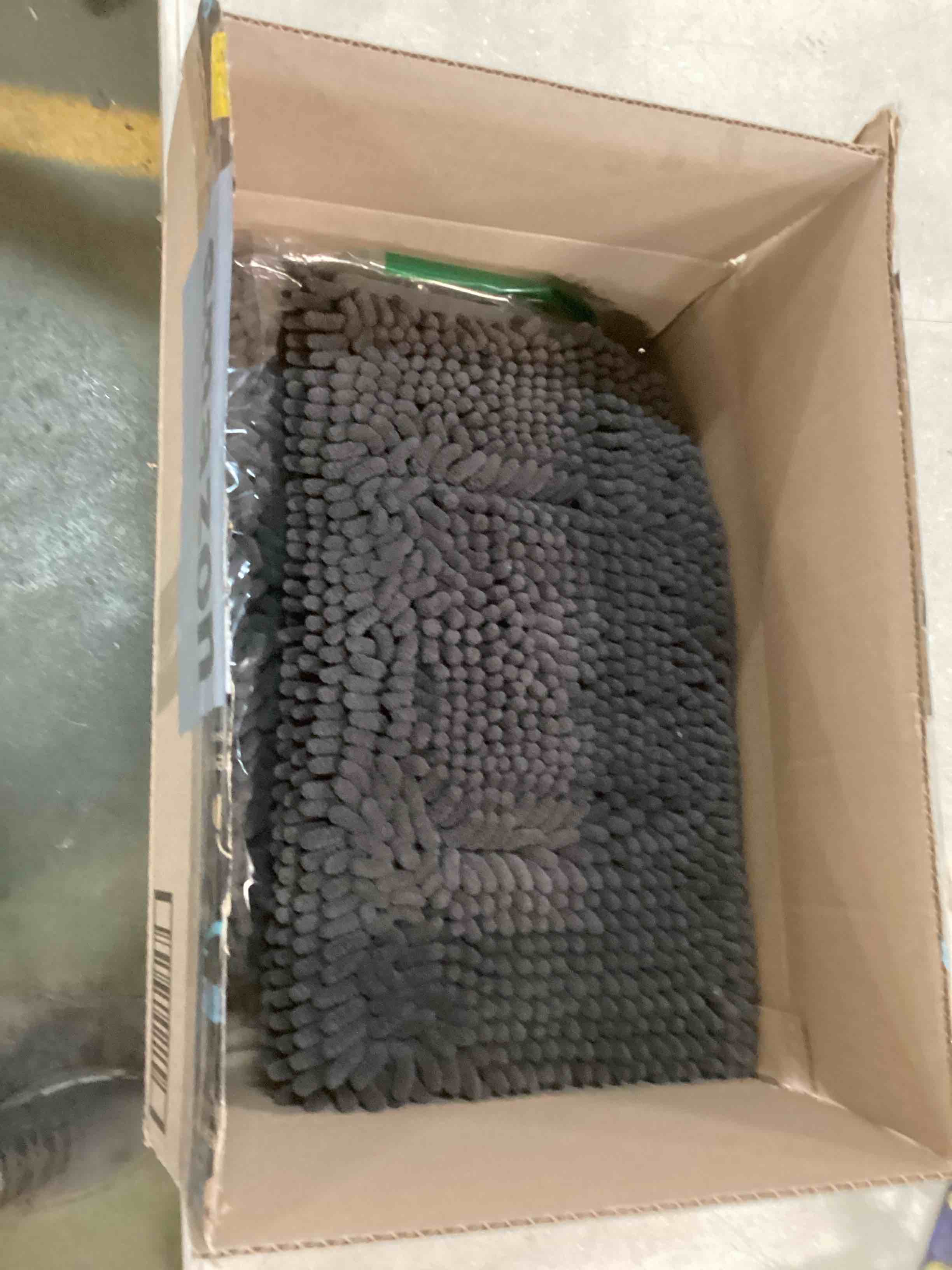 https://s3.amazonaws.com/lotting-images-prod/bidfta/ORG6497000_1717013265986.jpeg