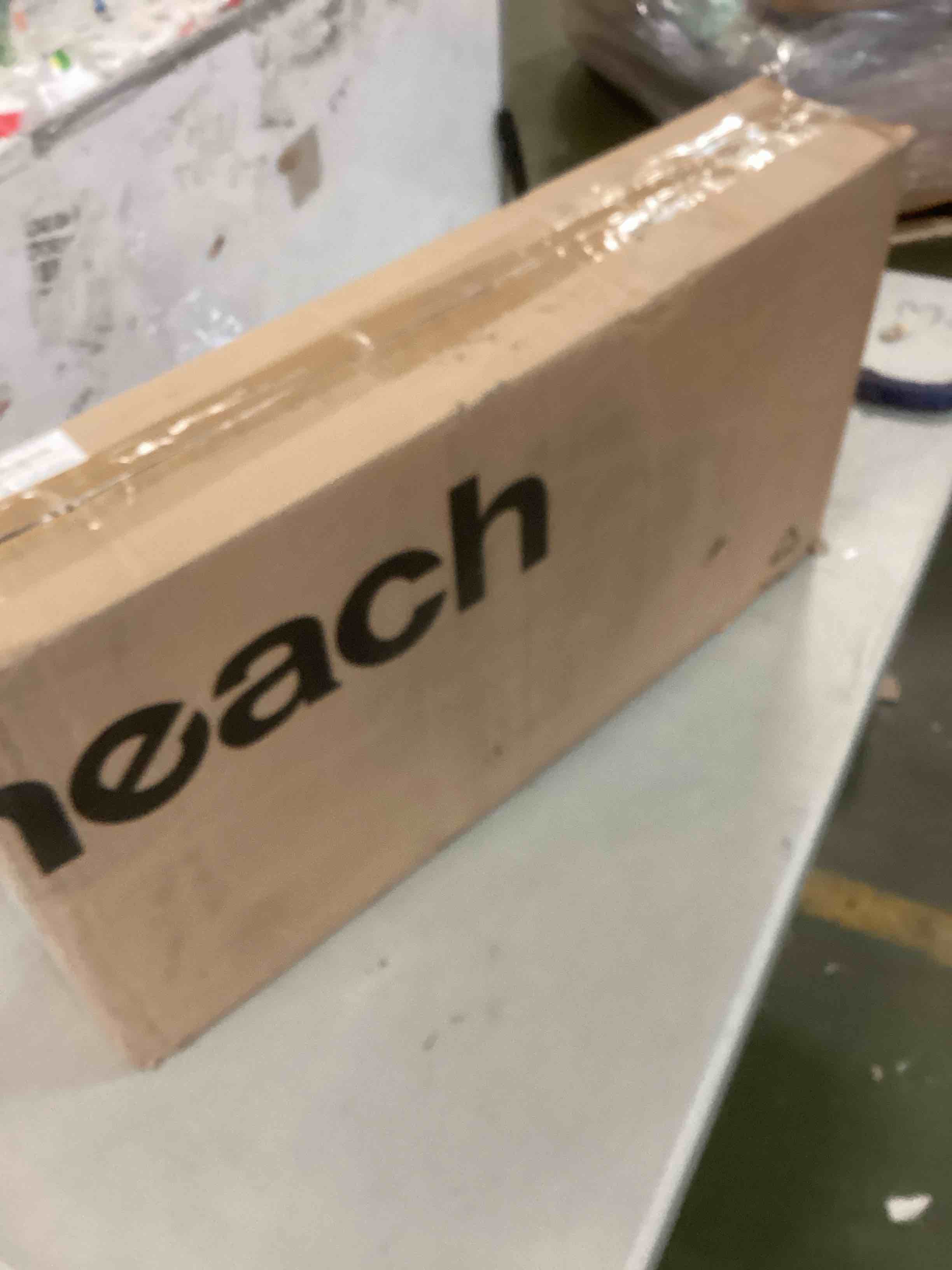 https://s3.amazonaws.com/lotting-images-prod/bidfta/ORG6497249_1717100250355.jpeg