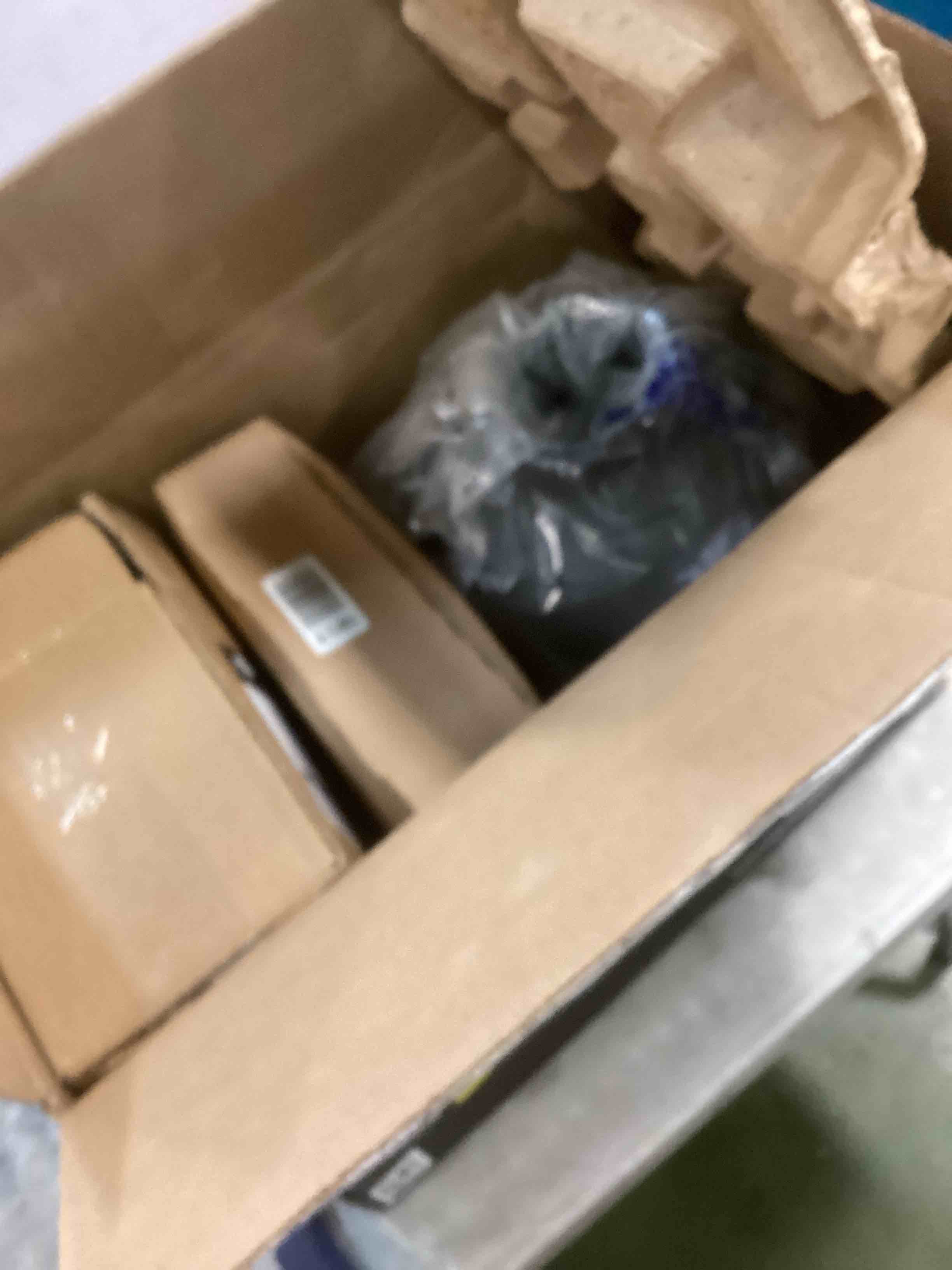 https://s3.amazonaws.com/lotting-images-prod/bidfta/ORG6497300_1717161258016.jpeg