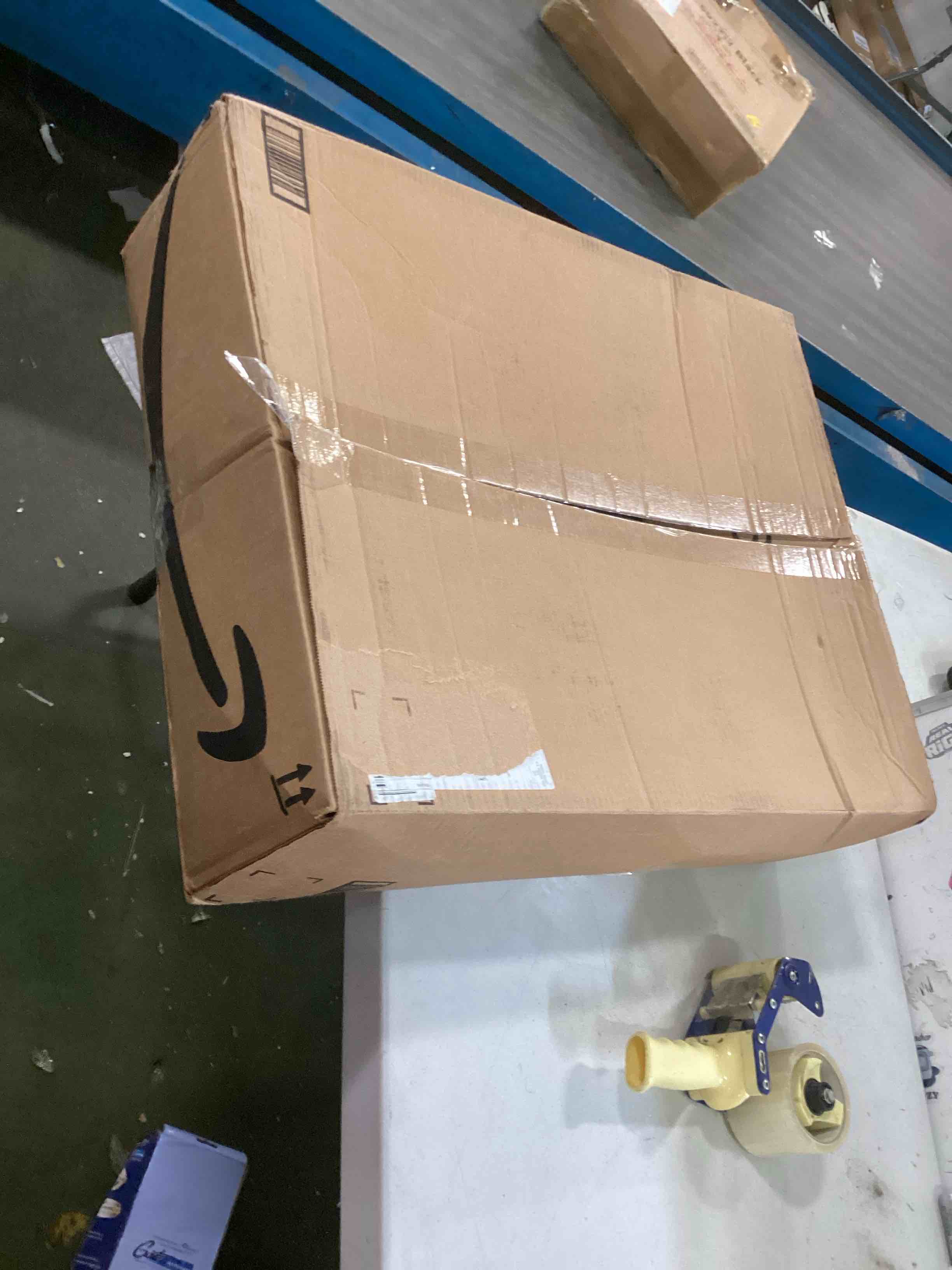 https://s3.amazonaws.com/lotting-images-prod/bidfta/ORG6497700_1717265986656.jpeg