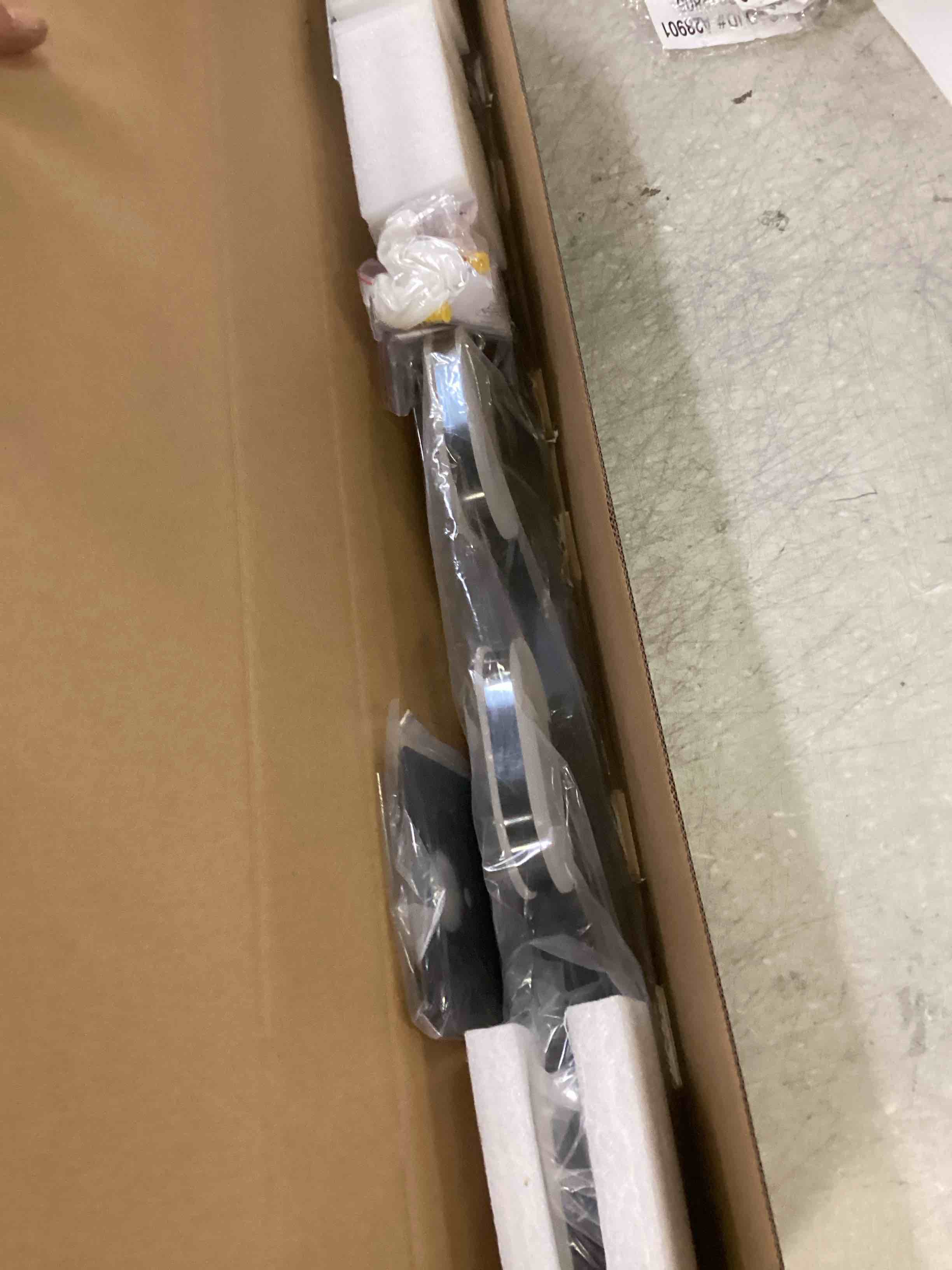 https://s3.amazonaws.com/lotting-images-prod/bidfta/ORG6497914_1717432032093.jpeg