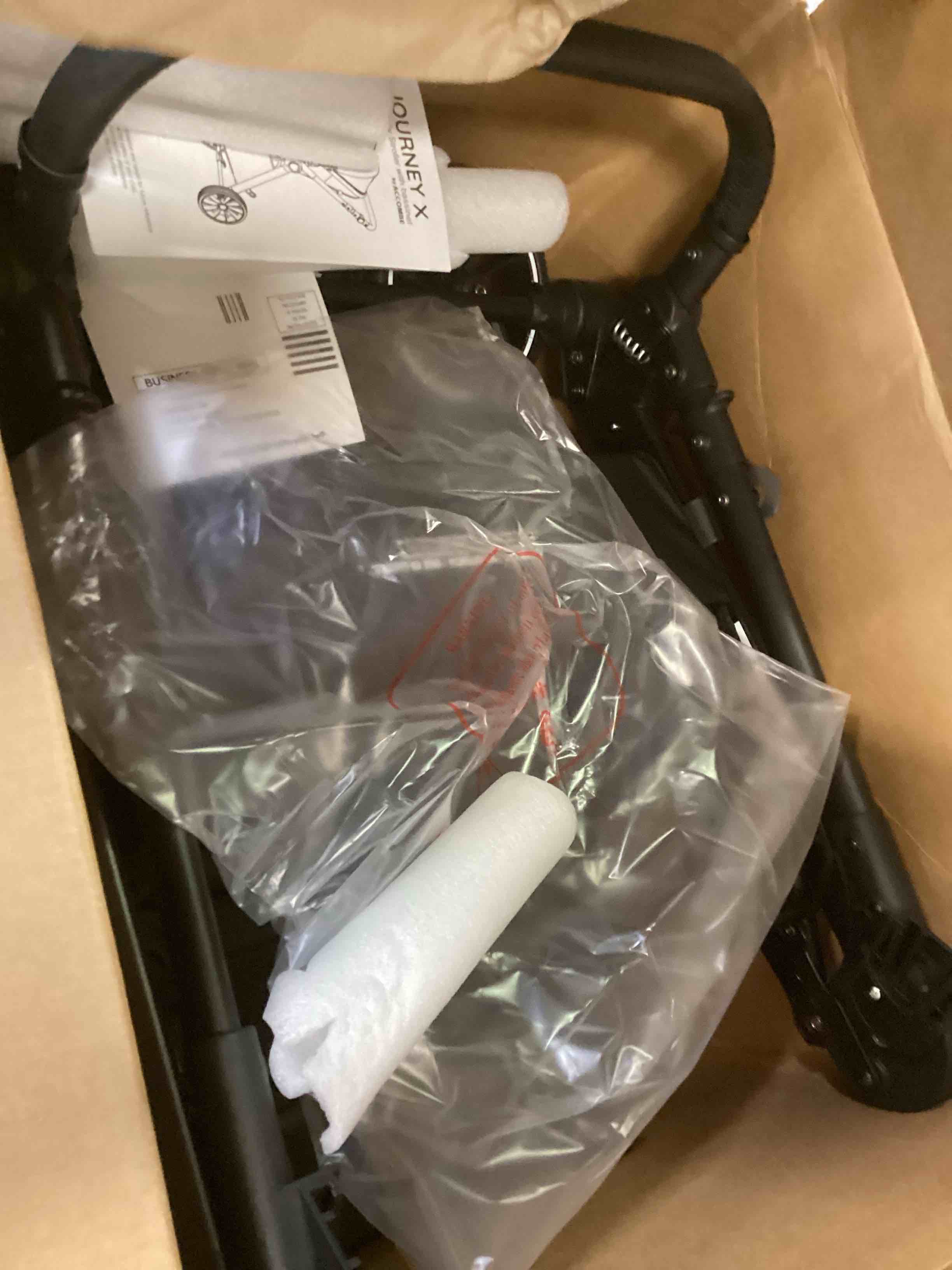 https://s3.amazonaws.com/lotting-images-prod/bidfta/ORG6497980_1717440424387.jpeg
