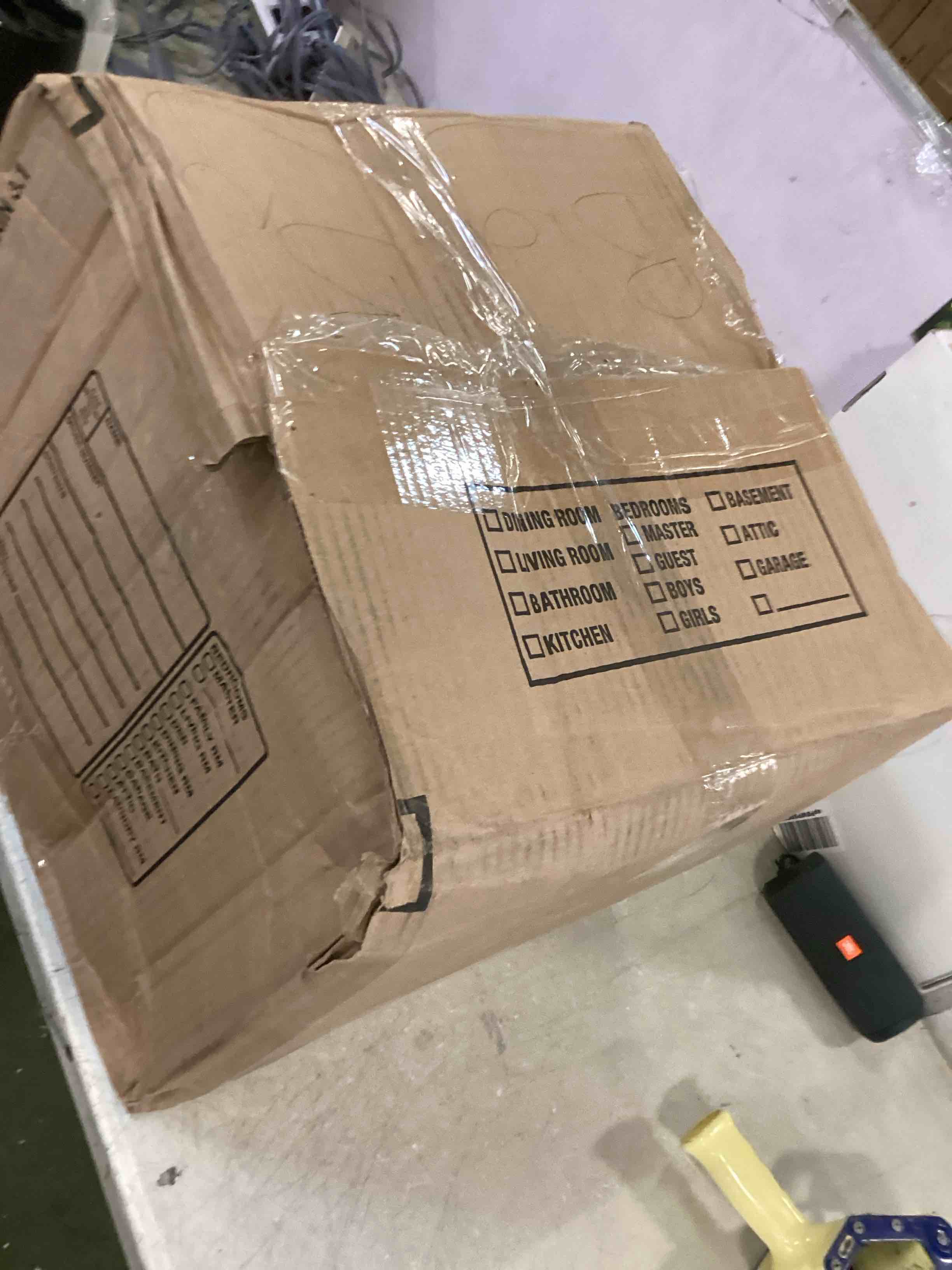 https://s3.amazonaws.com/lotting-images-prod/bidfta/ORG6498021_1717445683948.jpeg