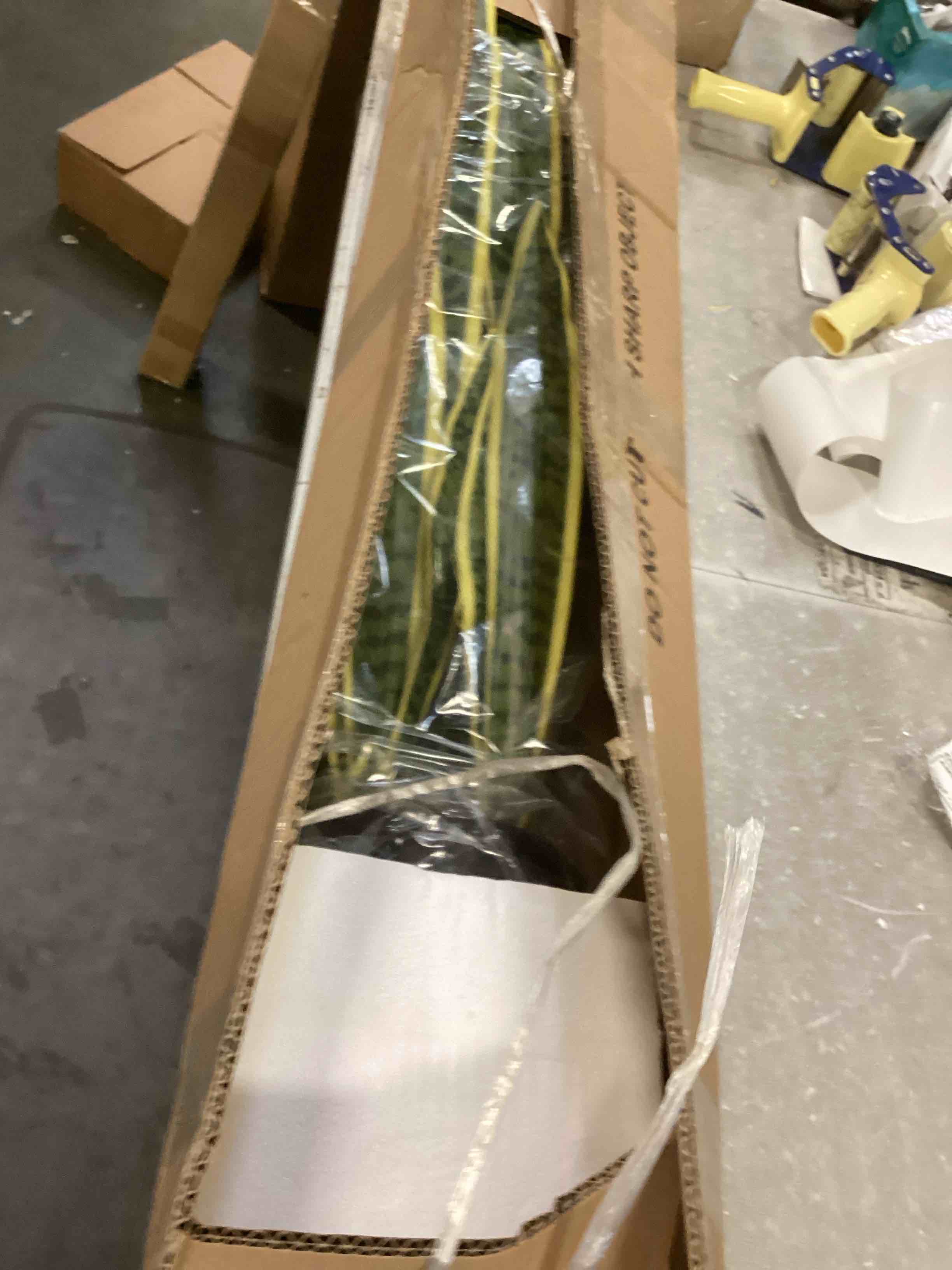 https://s3.amazonaws.com/lotting-images-prod/bidfta/ORG6498343_1717591602504.jpeg