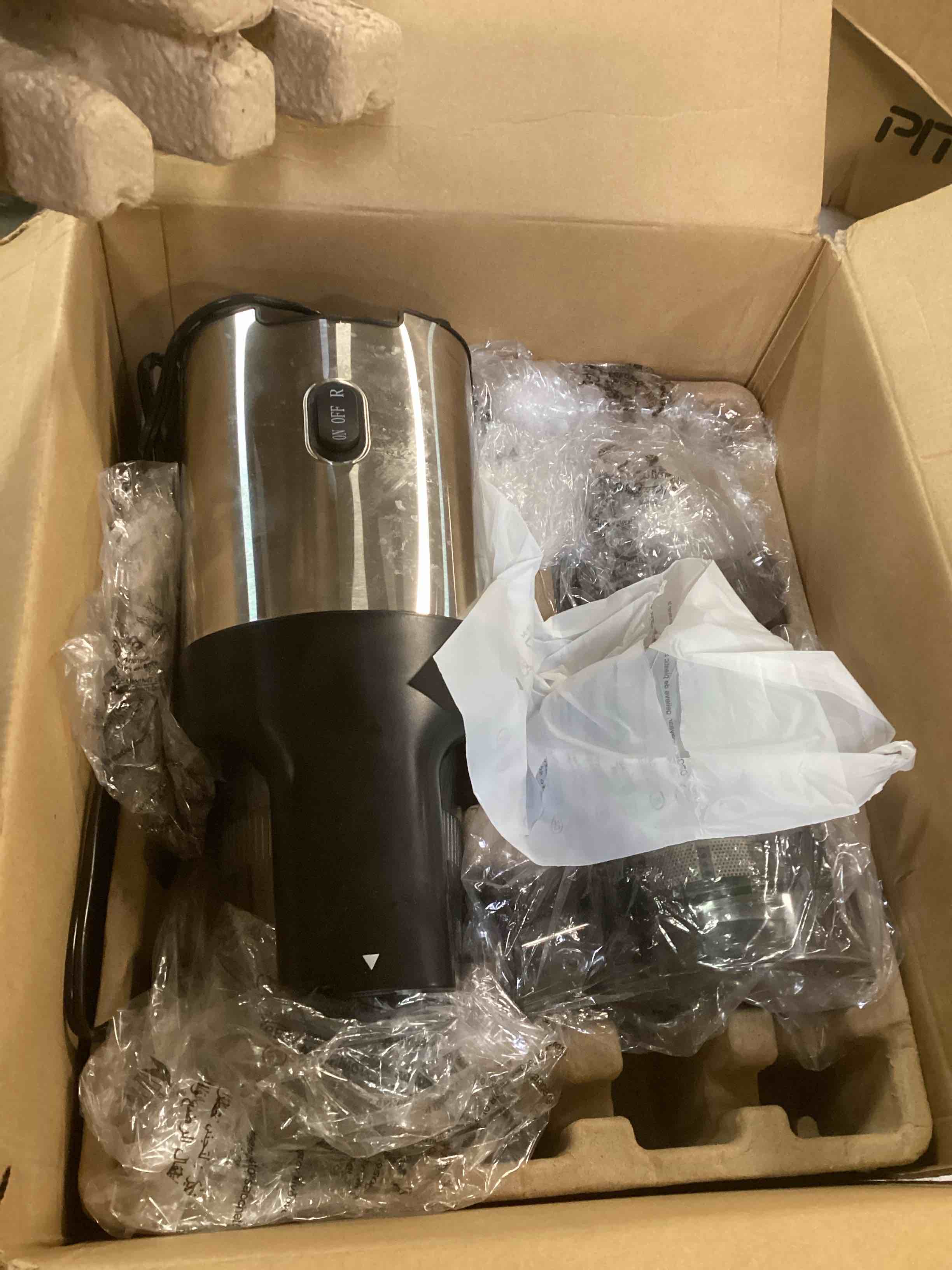 https://s3.amazonaws.com/lotting-images-prod/bidfta/ORG6498621_1717616631915.jpeg