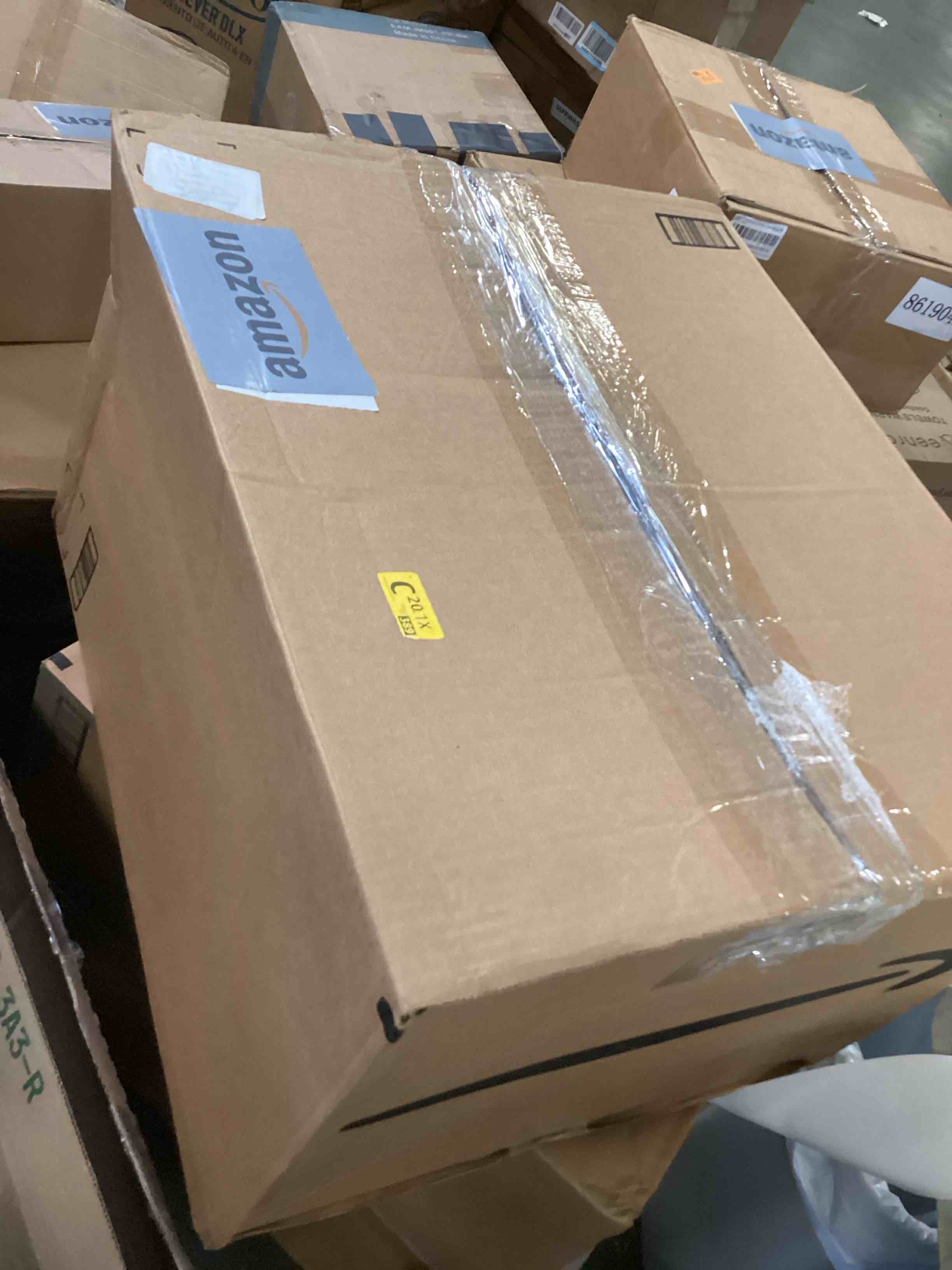 https://s3.amazonaws.com/lotting-images-prod/bidfta/ORG6499199_1718022720004.jpeg