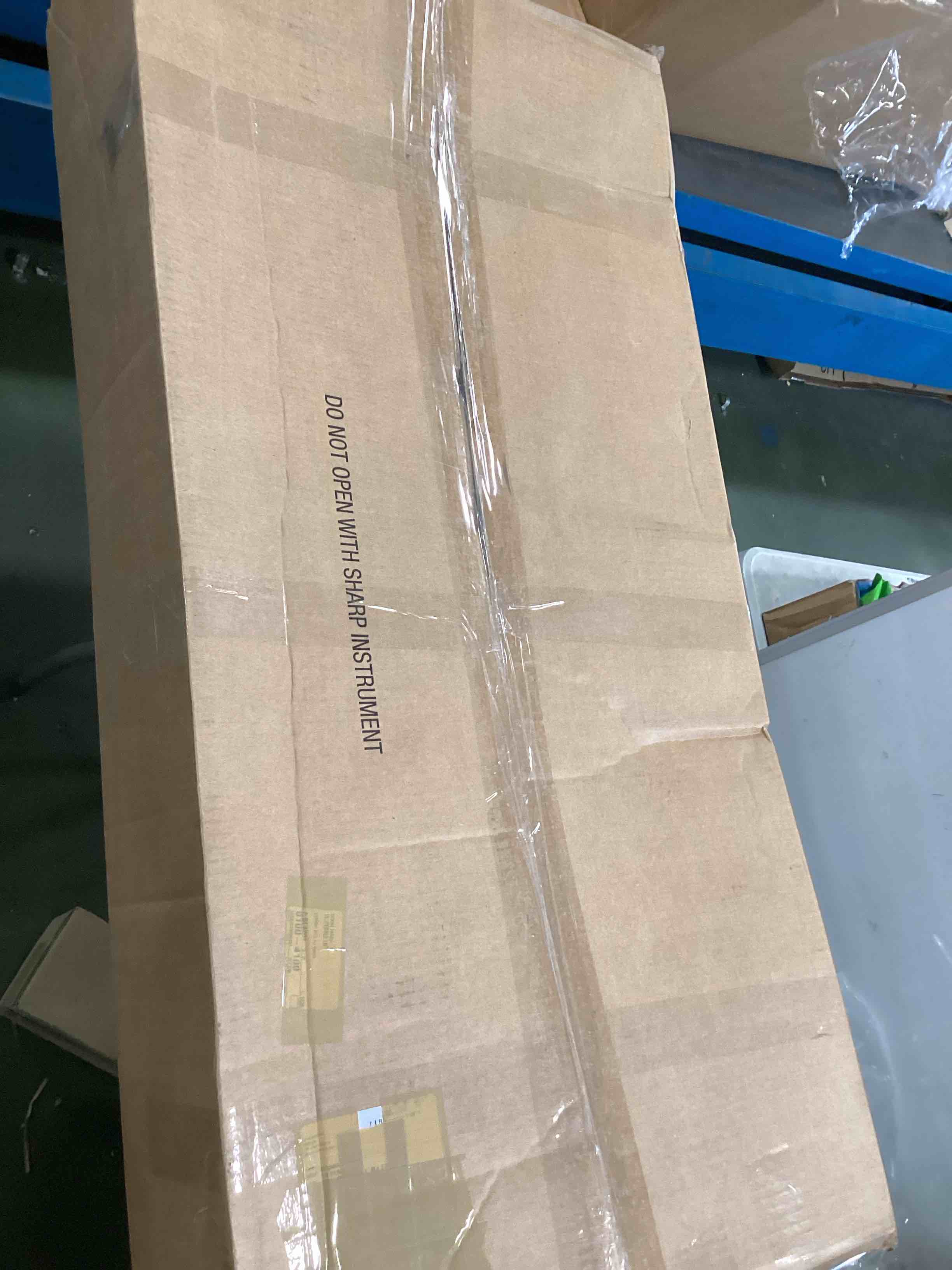 https://s3.amazonaws.com/lotting-images-prod/bidfta/ORG6499513_1718114004426.jpeg