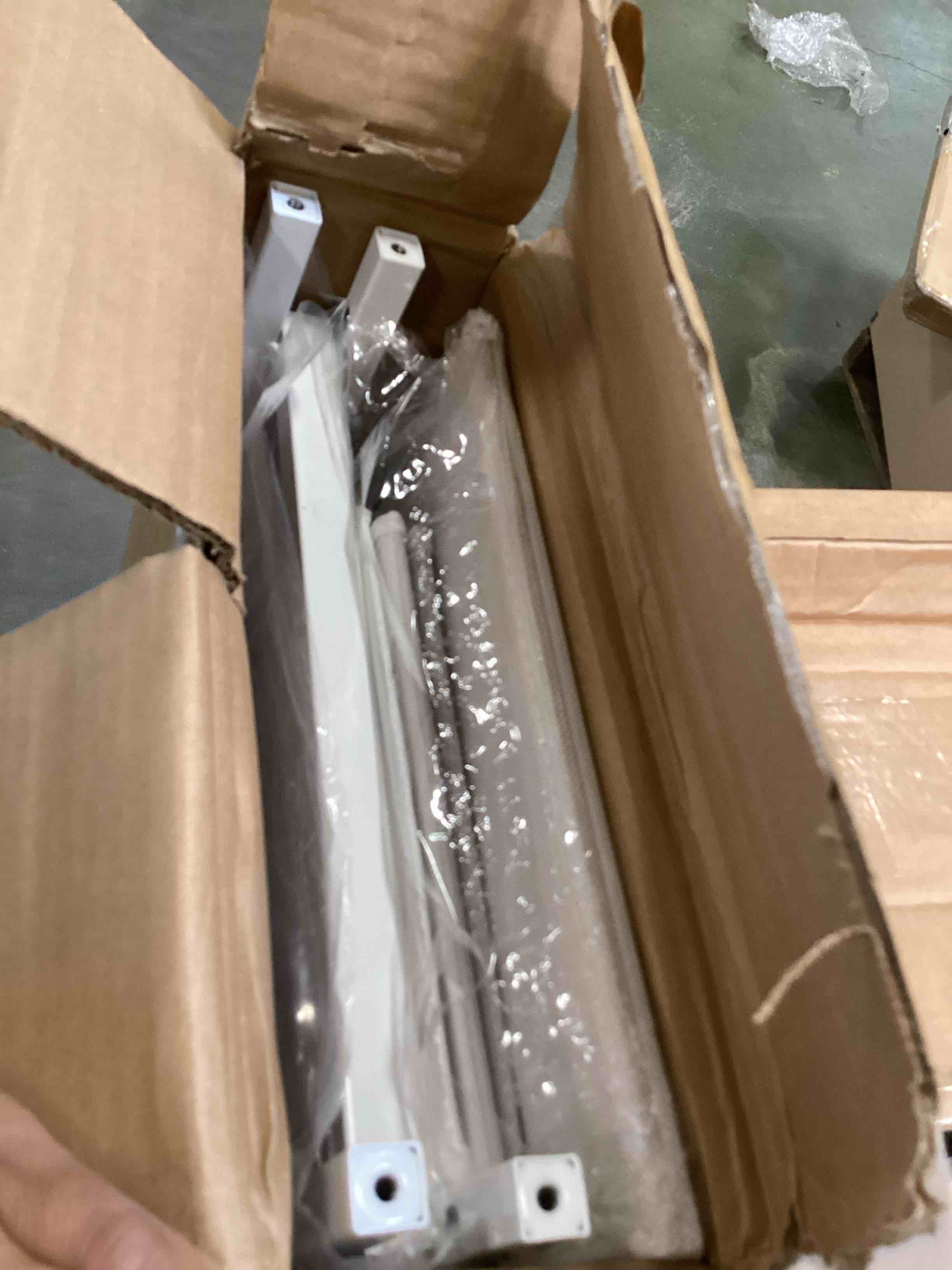 https://s3.amazonaws.com/lotting-images-prod/bidfta/ORG6499832_1718207376046.jpeg