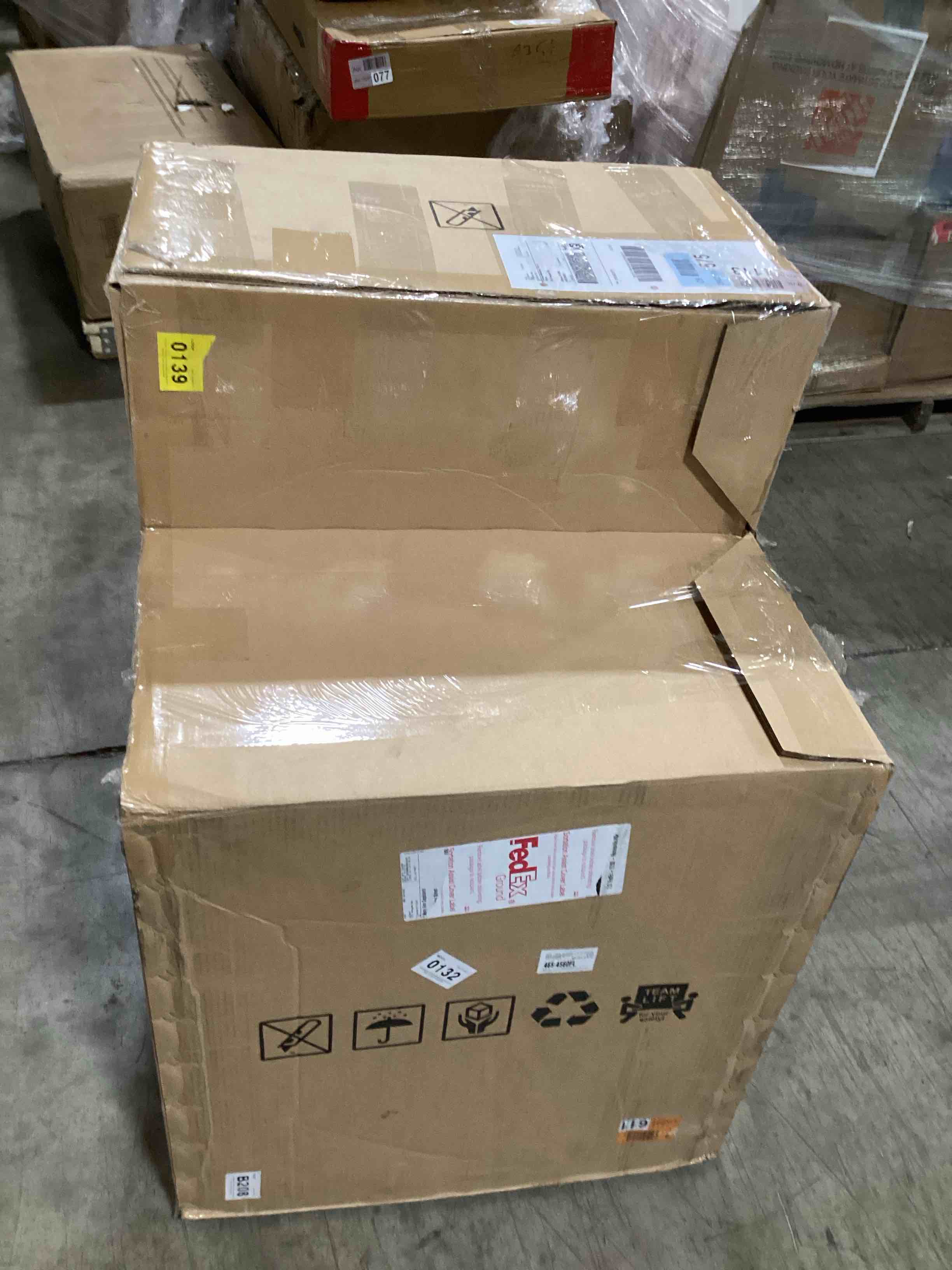 https://s3.amazonaws.com/lotting-images-prod/bidfta/ORG6500912_1721142585394.jpeg