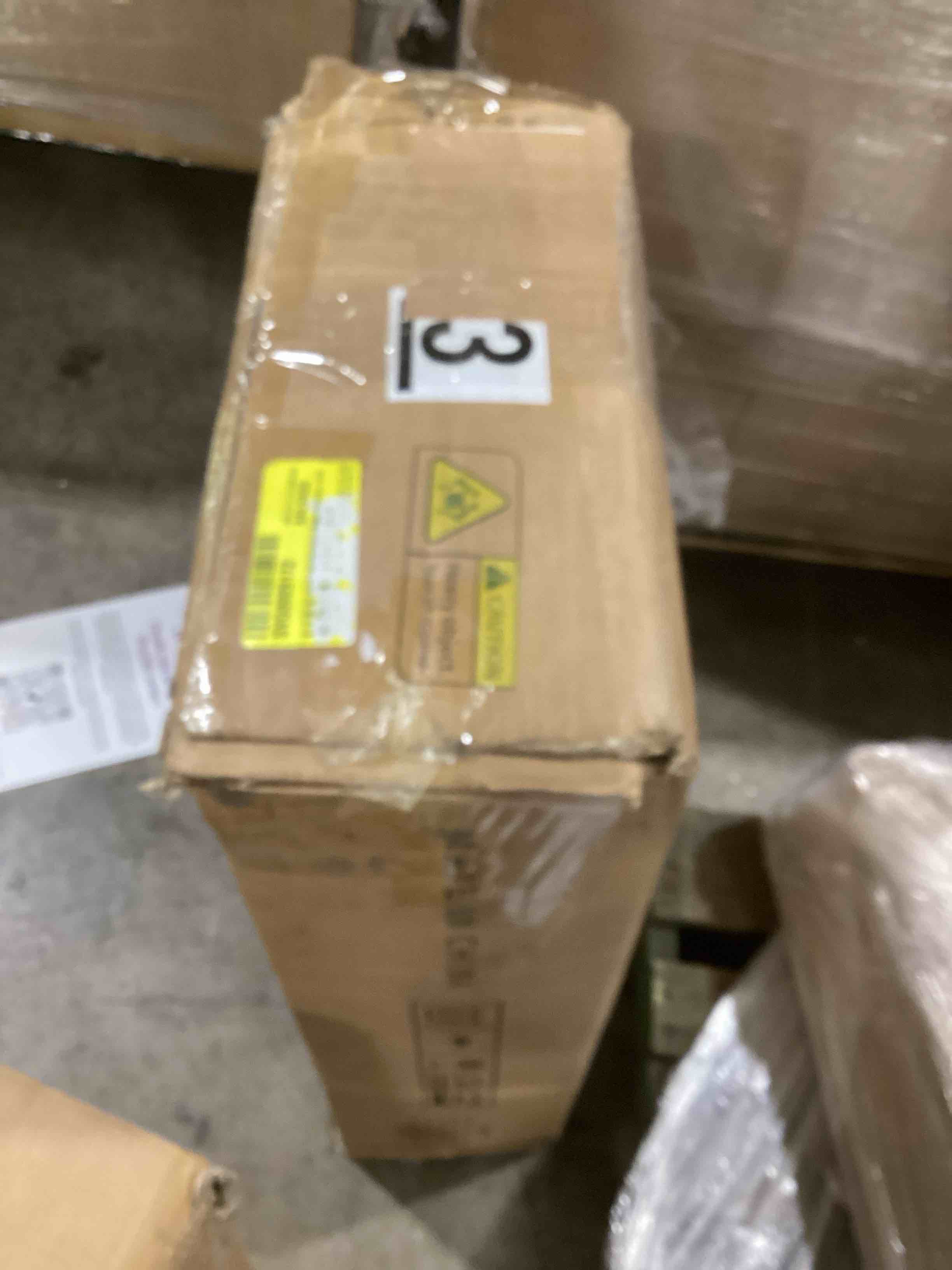 https://s3.amazonaws.com/lotting-images-prod/bidfta/ORG6501067_1721322004404.jpeg