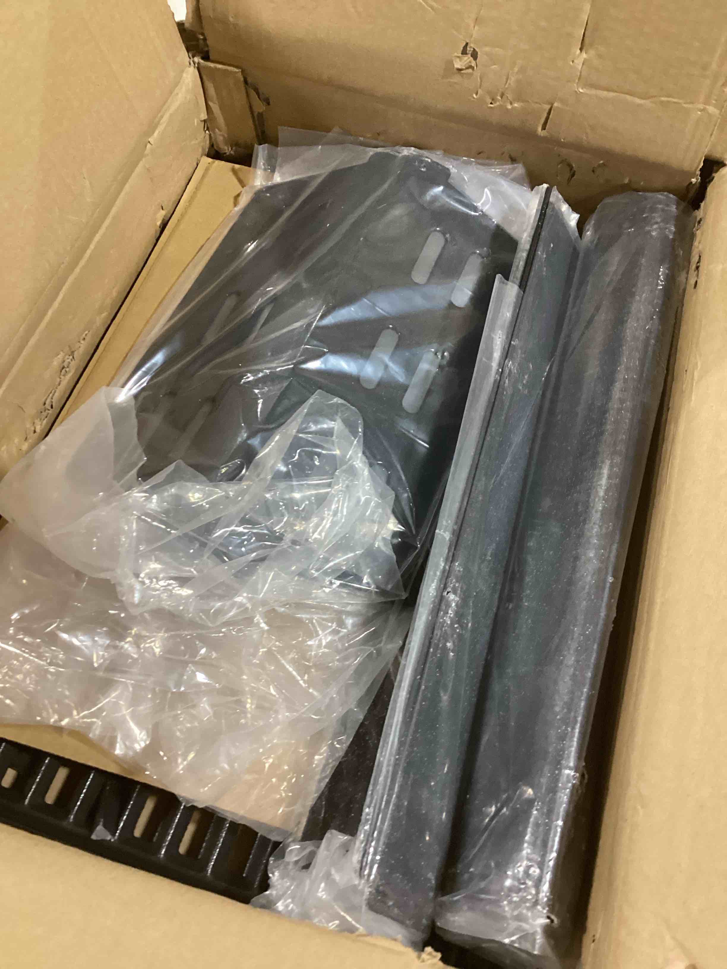 https://s3.amazonaws.com/lotting-images-prod/bidfta/ORG6505013_1719853445318.jpeg