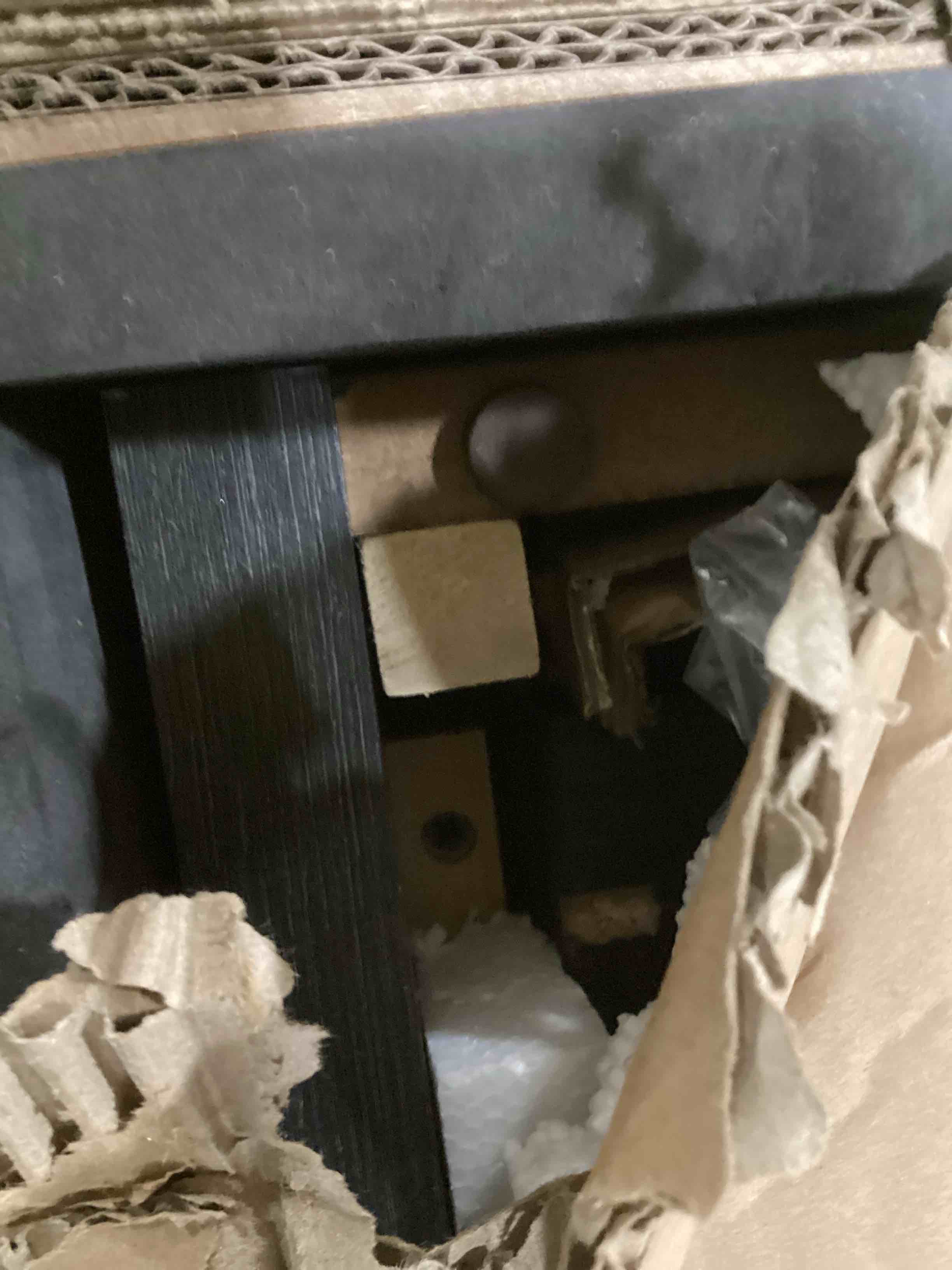 https://s3.amazonaws.com/lotting-images-prod/bidfta/ORG6506223_1719589773945.jpeg