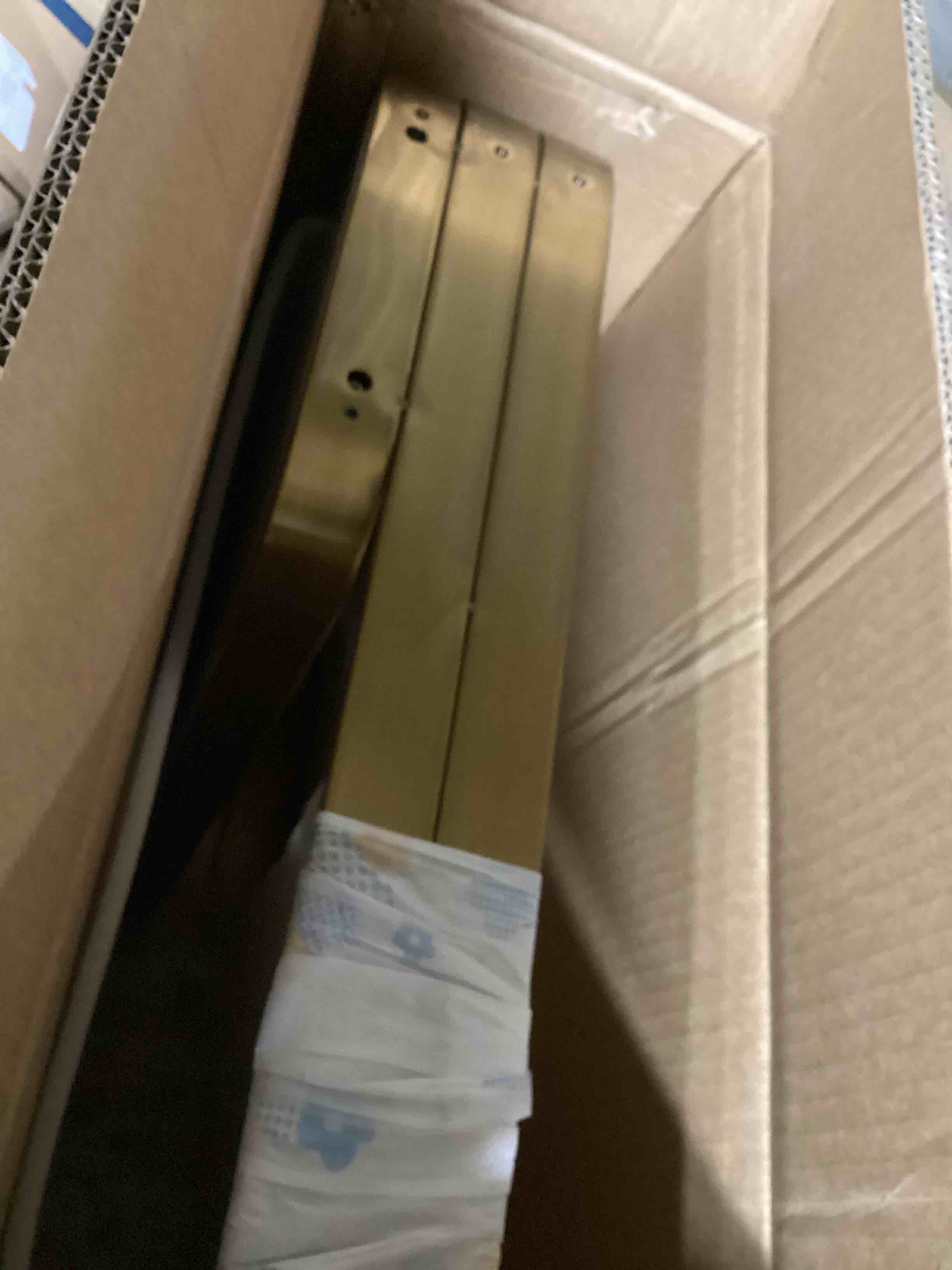 https://s3.amazonaws.com/lotting-images-prod/bidfta/ORG6507272_1721307309484.jpeg