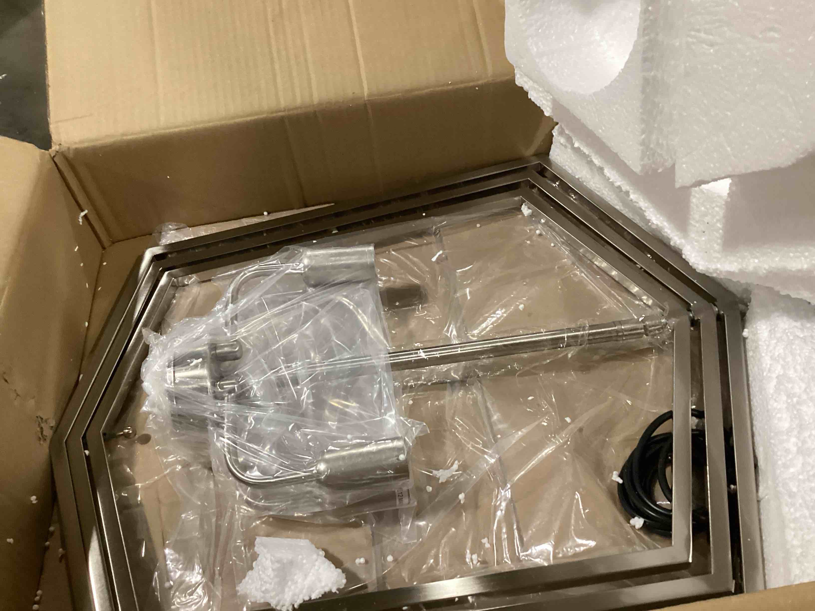https://s3.amazonaws.com/lotting-images-prod/bidfta/ORG6507843_1718219909398.jpeg