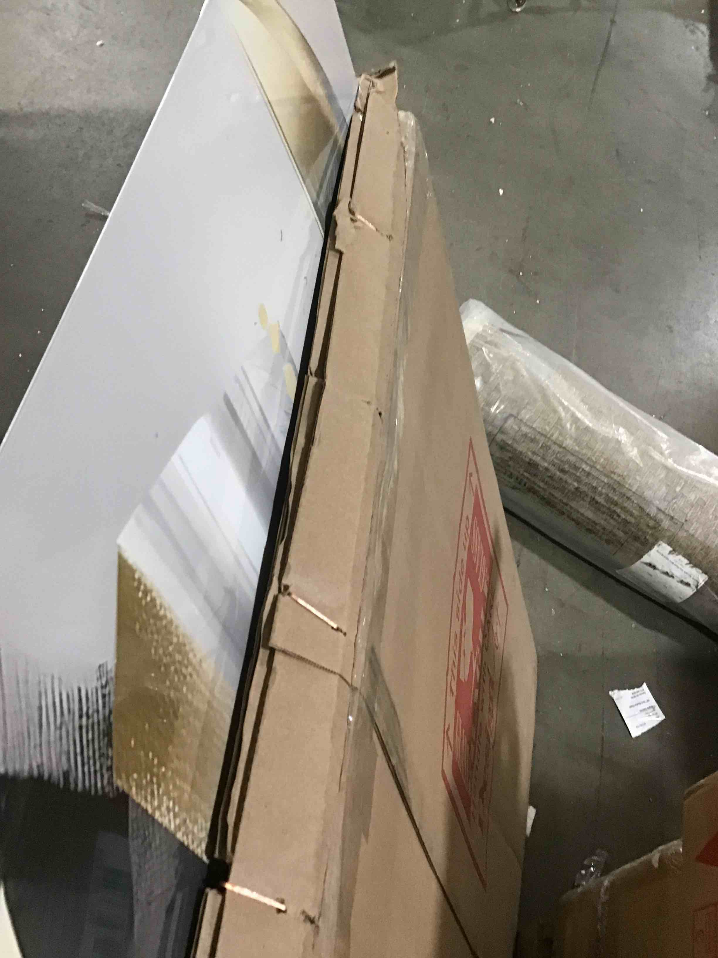 https://s3.amazonaws.com/lotting-images-prod/bidfta/ORG6511467_1720461260220.jpeg