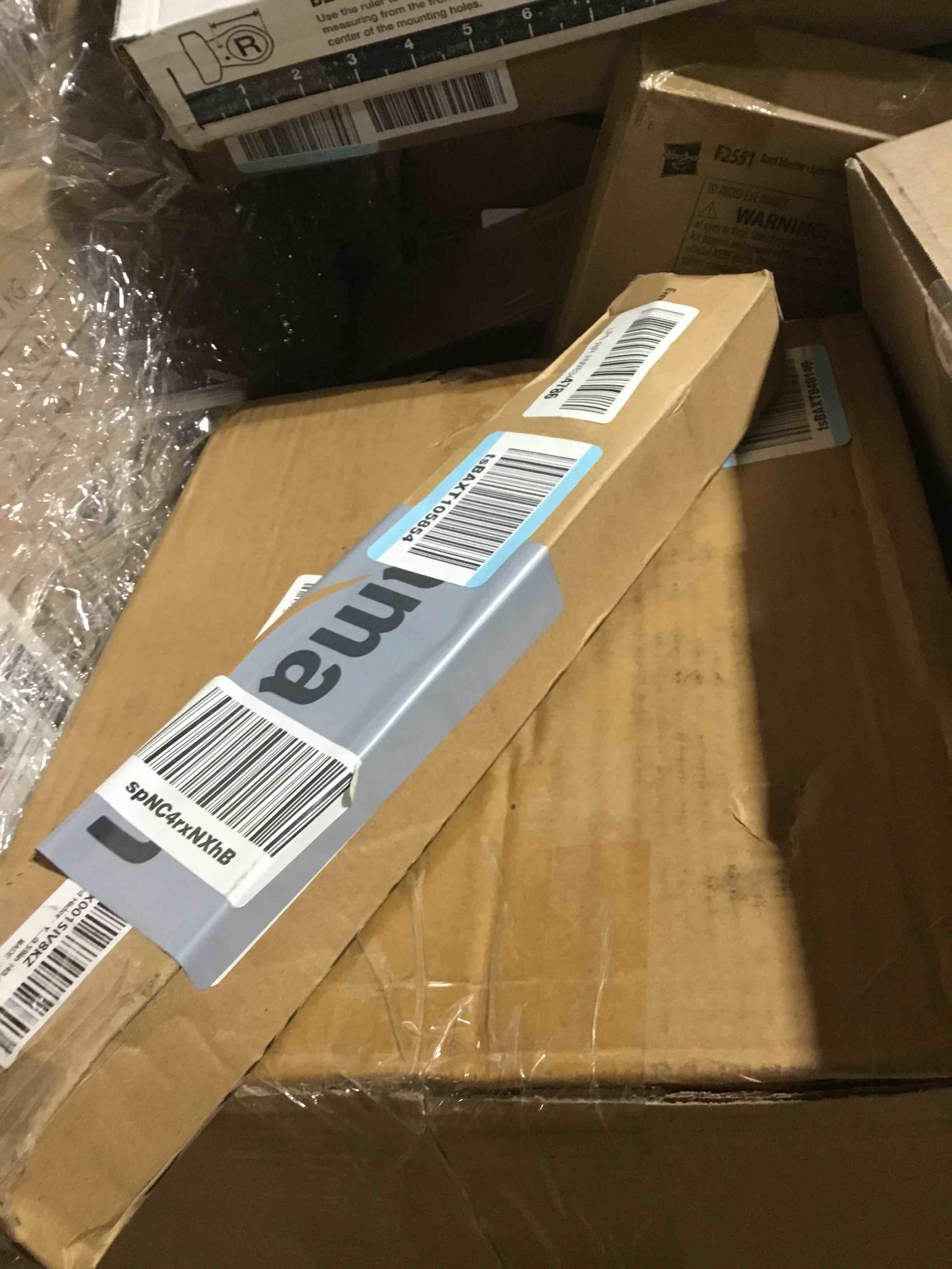 https://s3.amazonaws.com/lotting-images-prod/bidfta/ORG6513483_1719842391168.jpeg