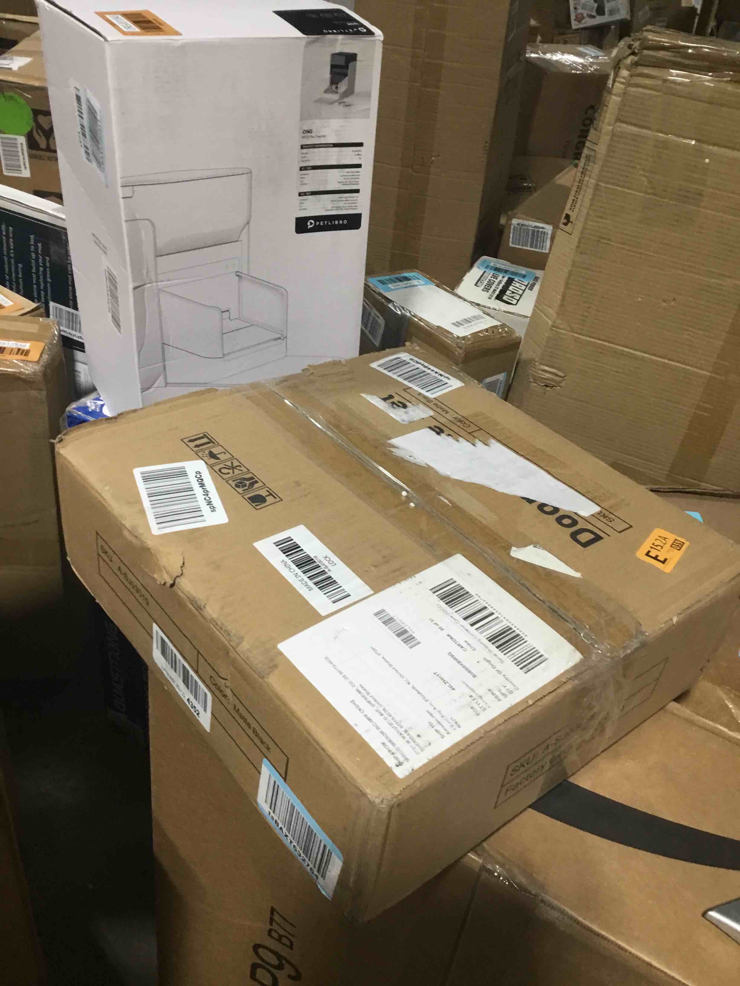 https://s3.amazonaws.com/lotting-images-prod/bidfta/ORG6513557_1719859384220.jpeg