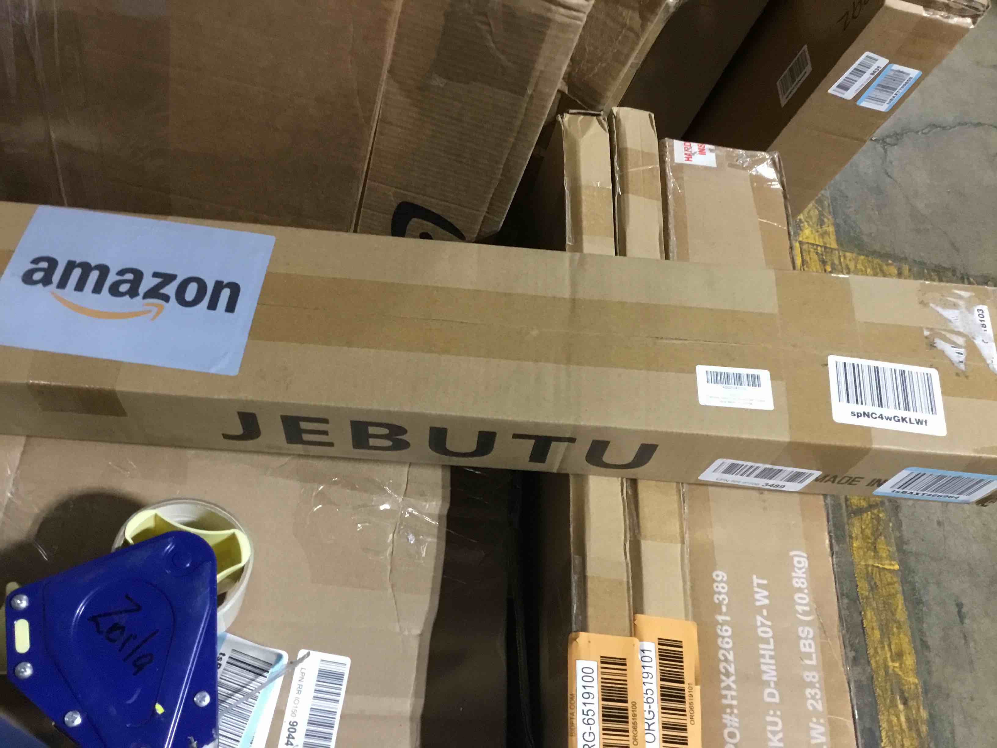 https://s3.amazonaws.com/lotting-images-prod/bidfta/ORG6519107_1723556897614.jpeg