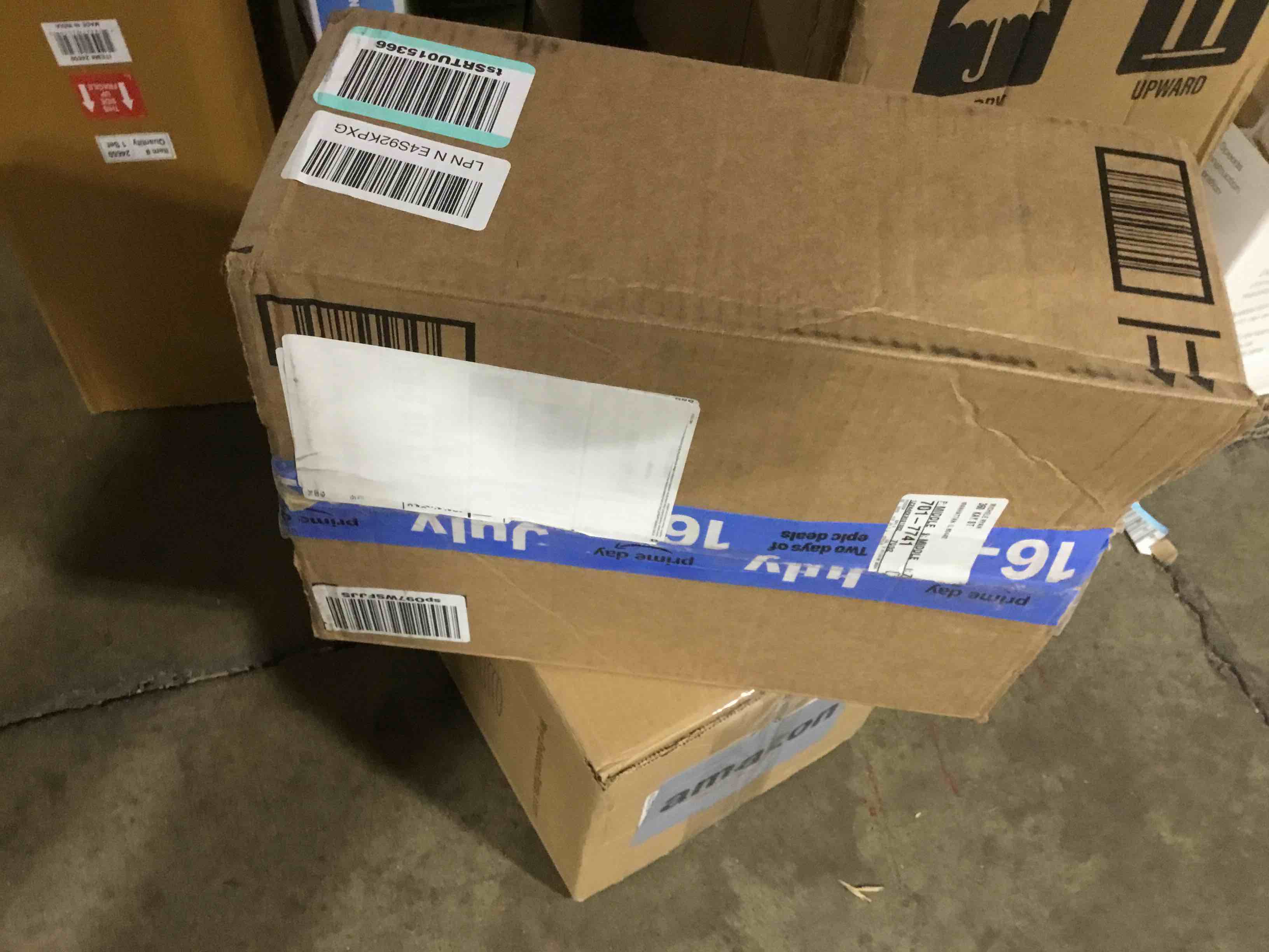 https://s3.amazonaws.com/lotting-images-prod/bidfta/ORG6519208_1723573257548.jpeg