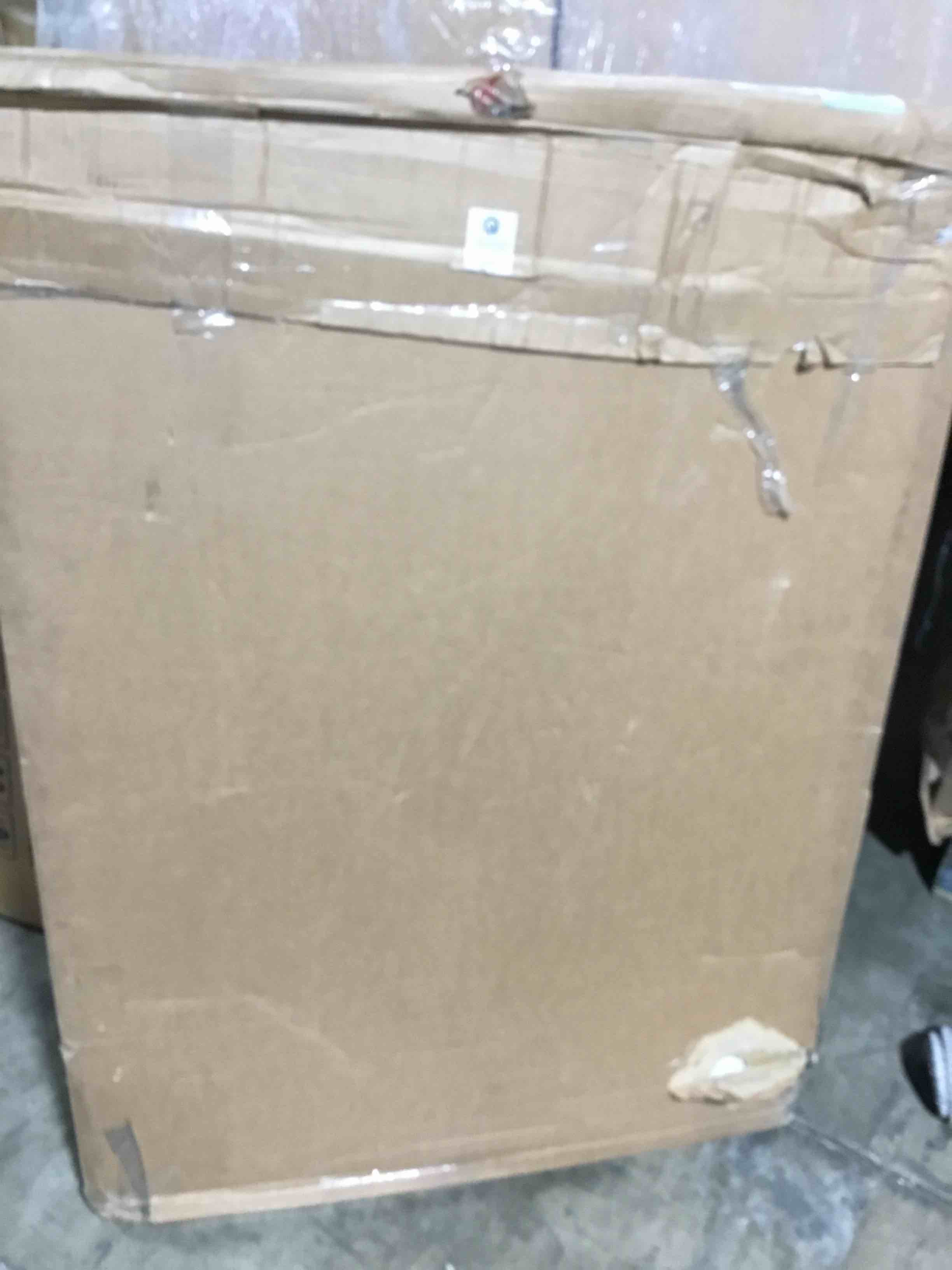 https://s3.amazonaws.com/lotting-images-prod/bidfta/ORG6519315_1723643039210.jpeg