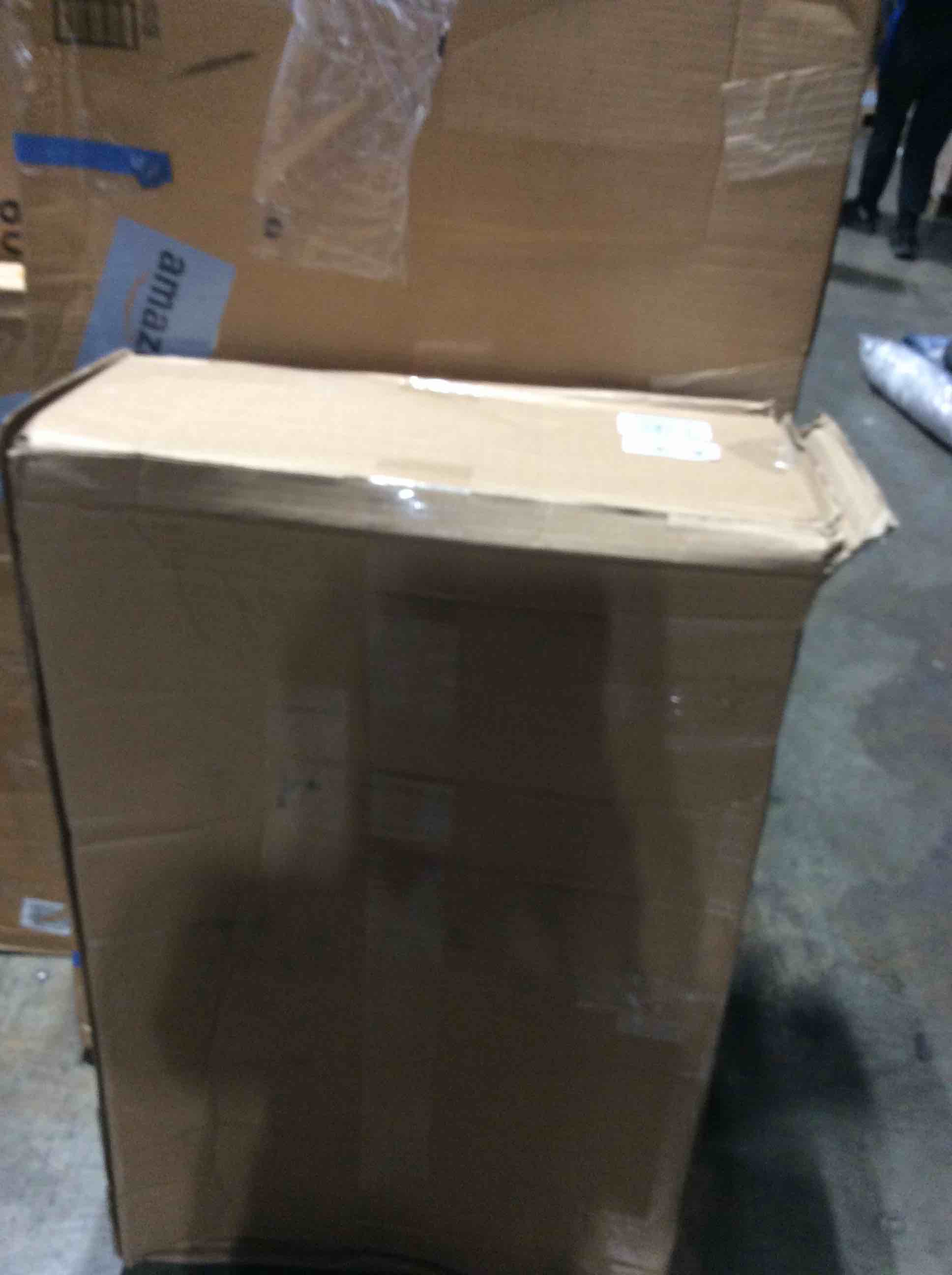 https://s3.amazonaws.com/lotting-images-prod/bidfta/ORG6520788_1721047352845.jpeg