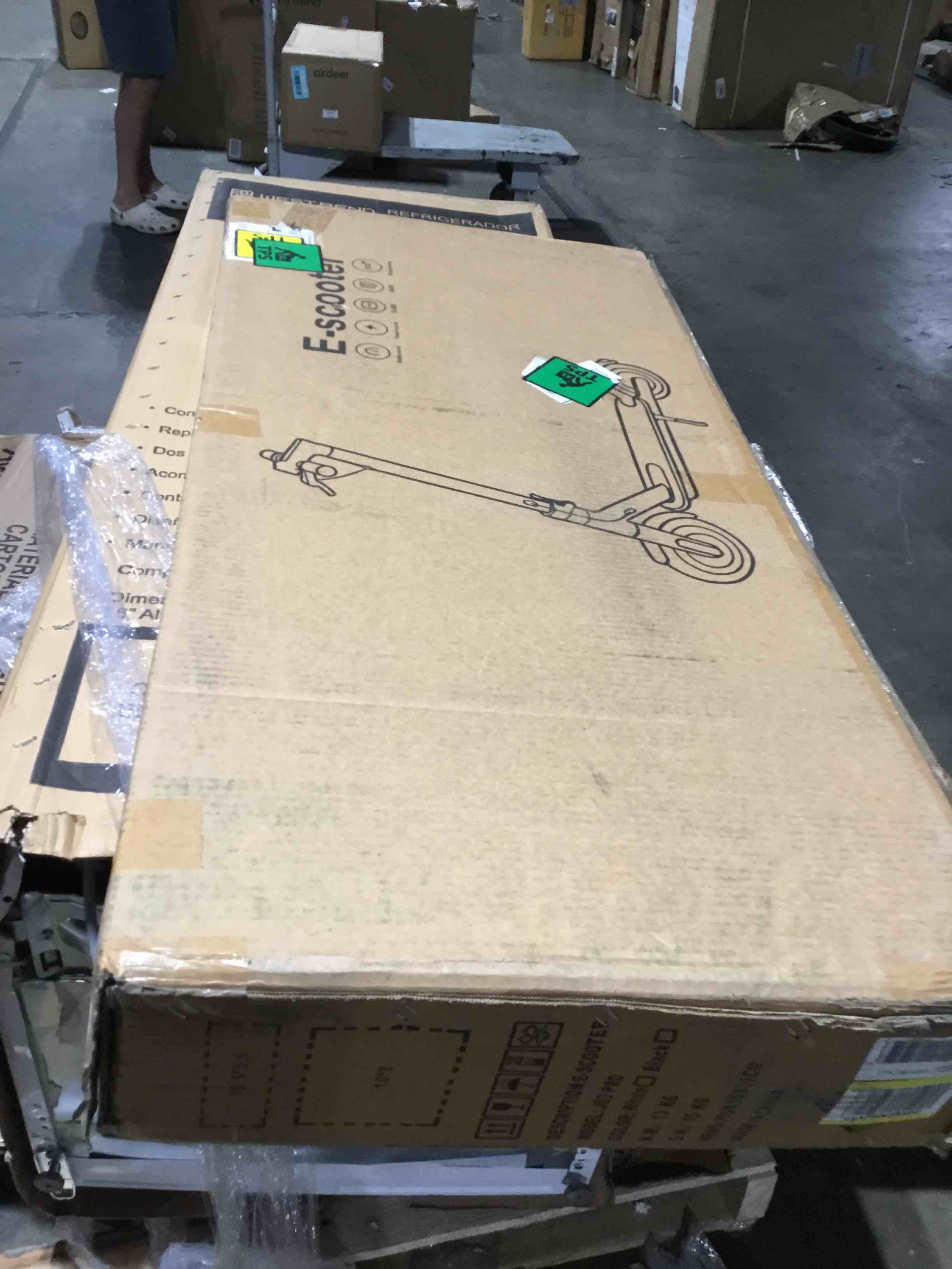 https://s3.amazonaws.com/lotting-images-prod/bidfta/ORG6521691_1722877637749.jpeg