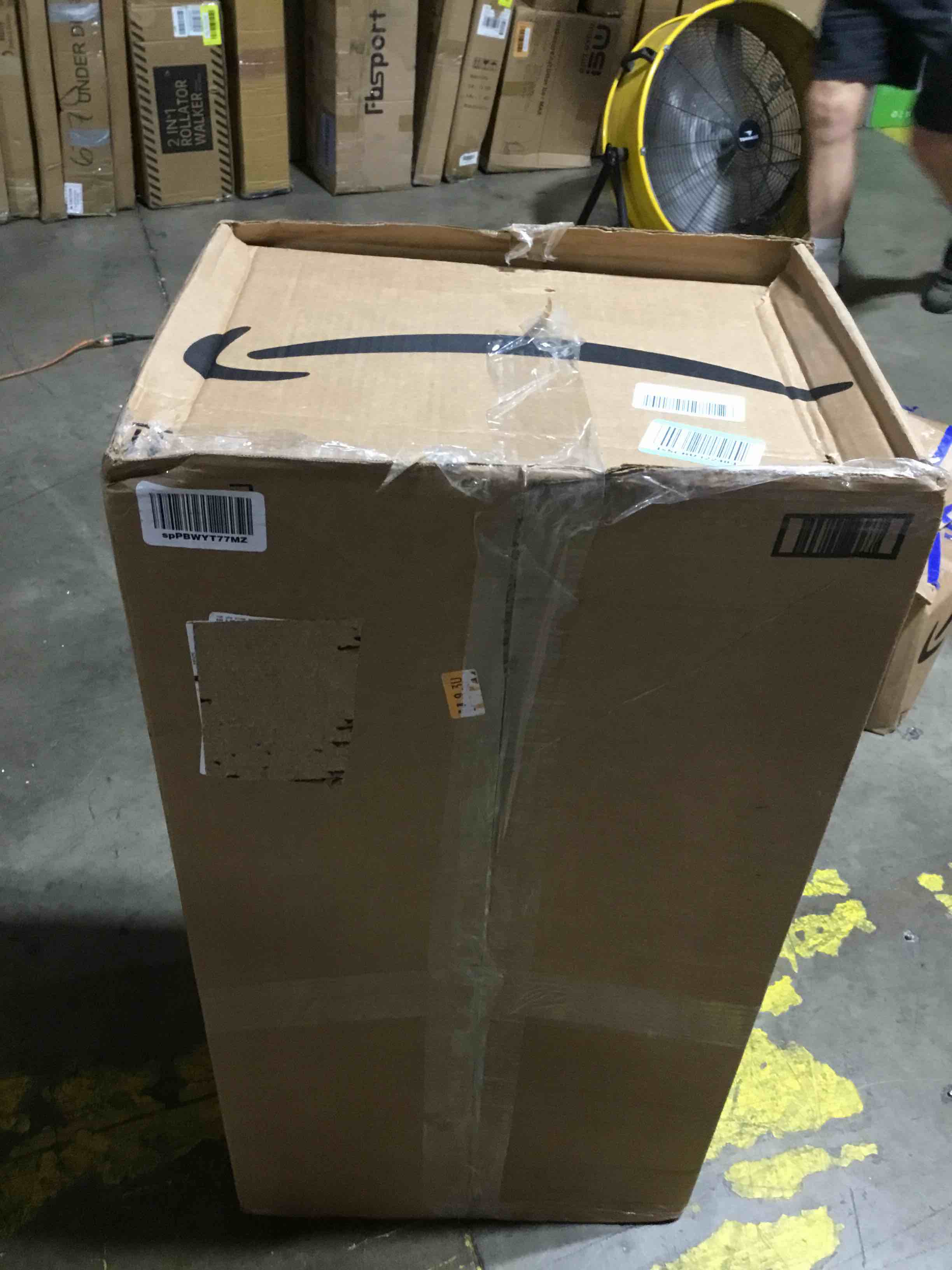 https://s3.amazonaws.com/lotting-images-prod/bidfta/ORG6521961_1723653064047.jpeg