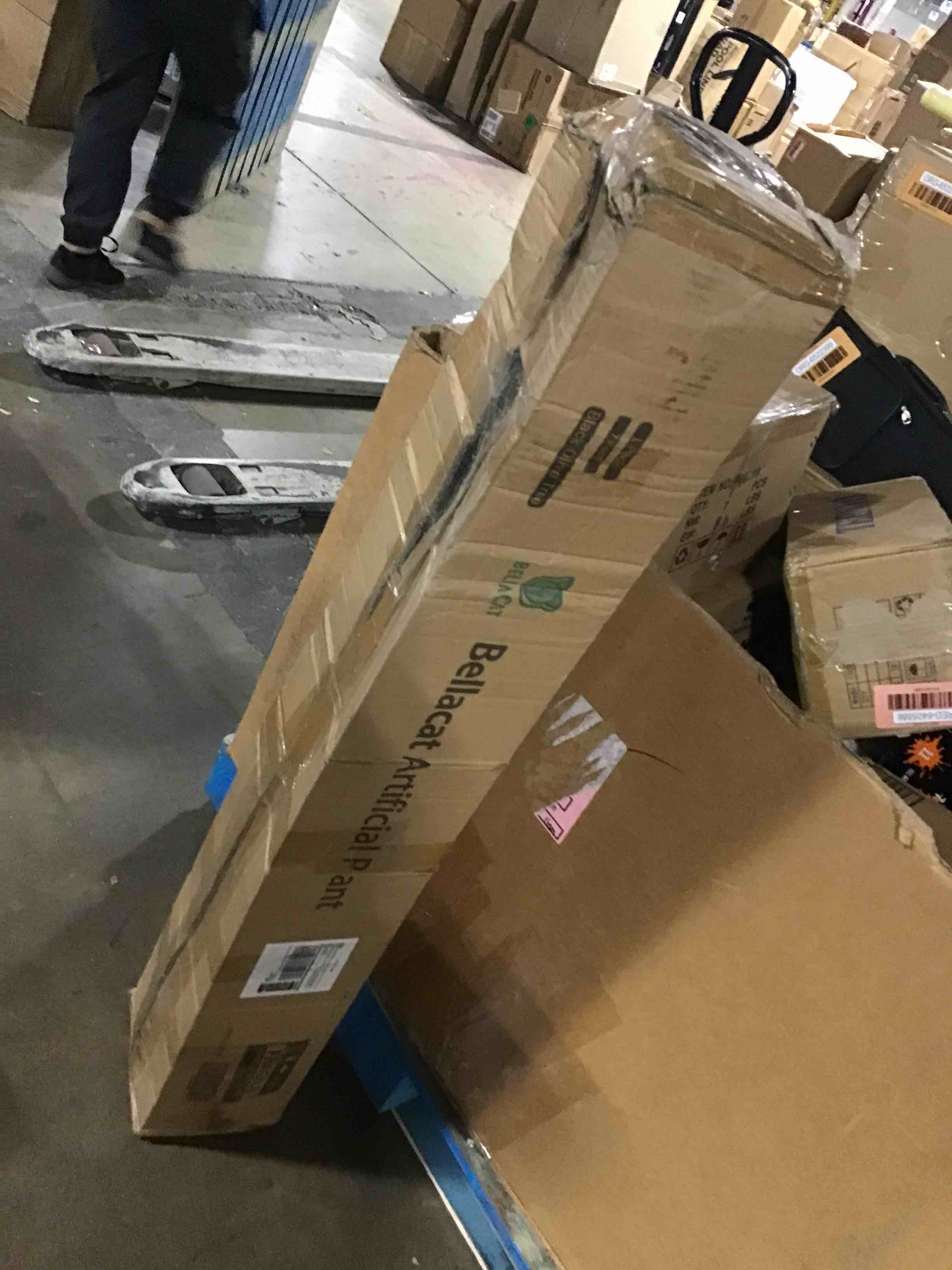 https://s3.amazonaws.com/lotting-images-prod/bidfta/ORG6522408_1724257217299.jpeg