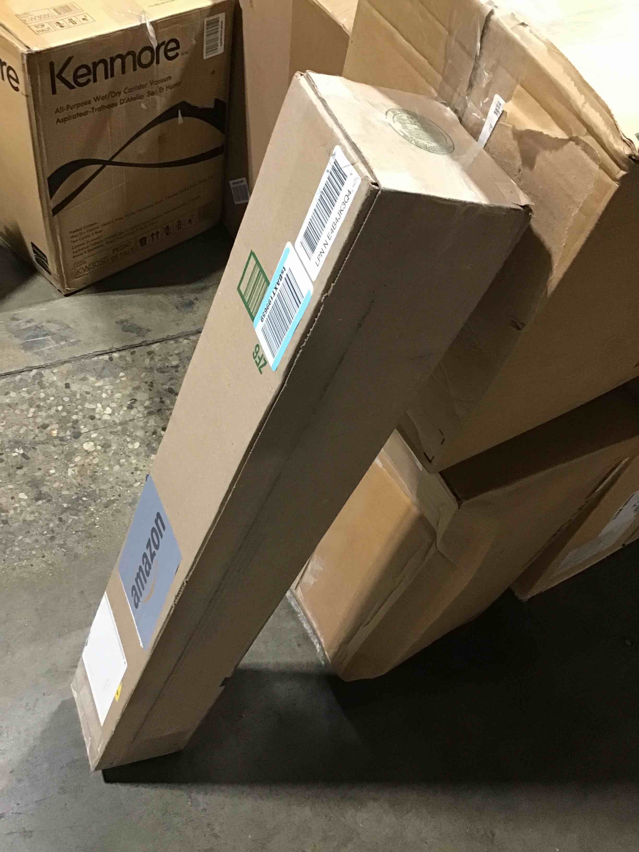 https://s3.amazonaws.com/lotting-images-prod/bidfta/ORG6523382_1724677493223.jpeg