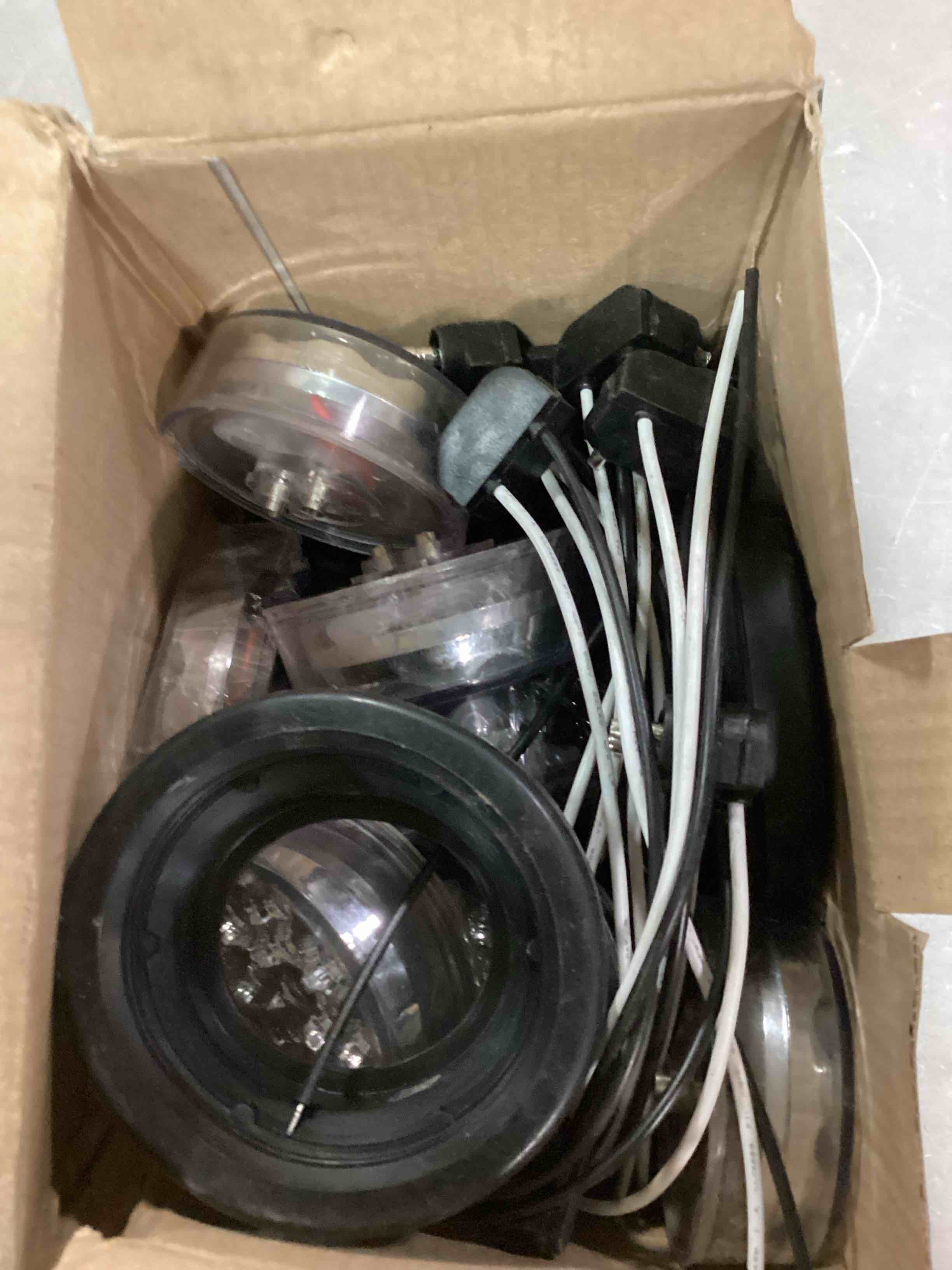 https://s3.amazonaws.com/lotting-images-prod/bidfta/ORG6525527_1718547532080.jpeg