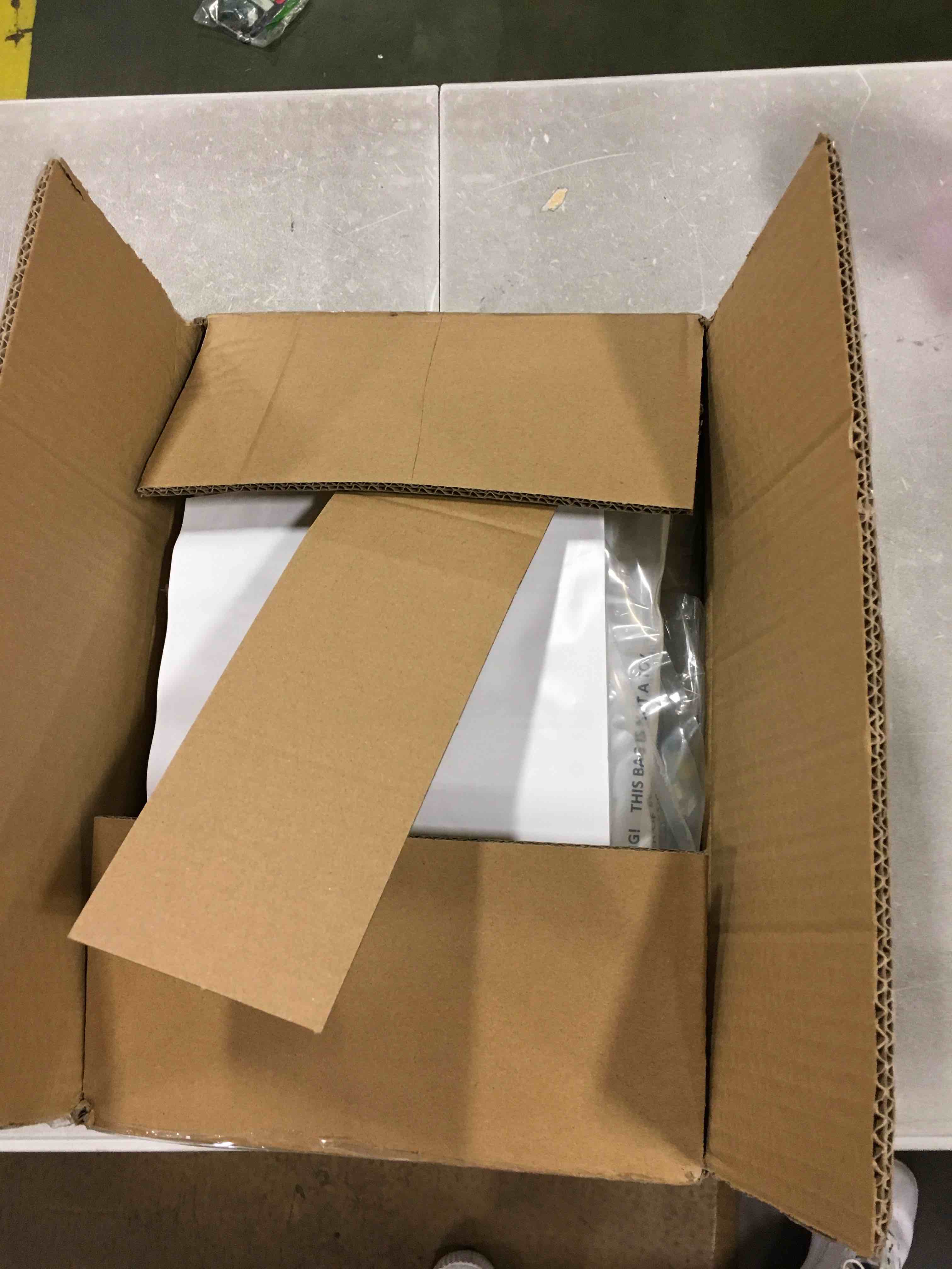 https://s3.amazonaws.com/lotting-images-prod/bidfta/ORG6527783_1718773330738.jpeg