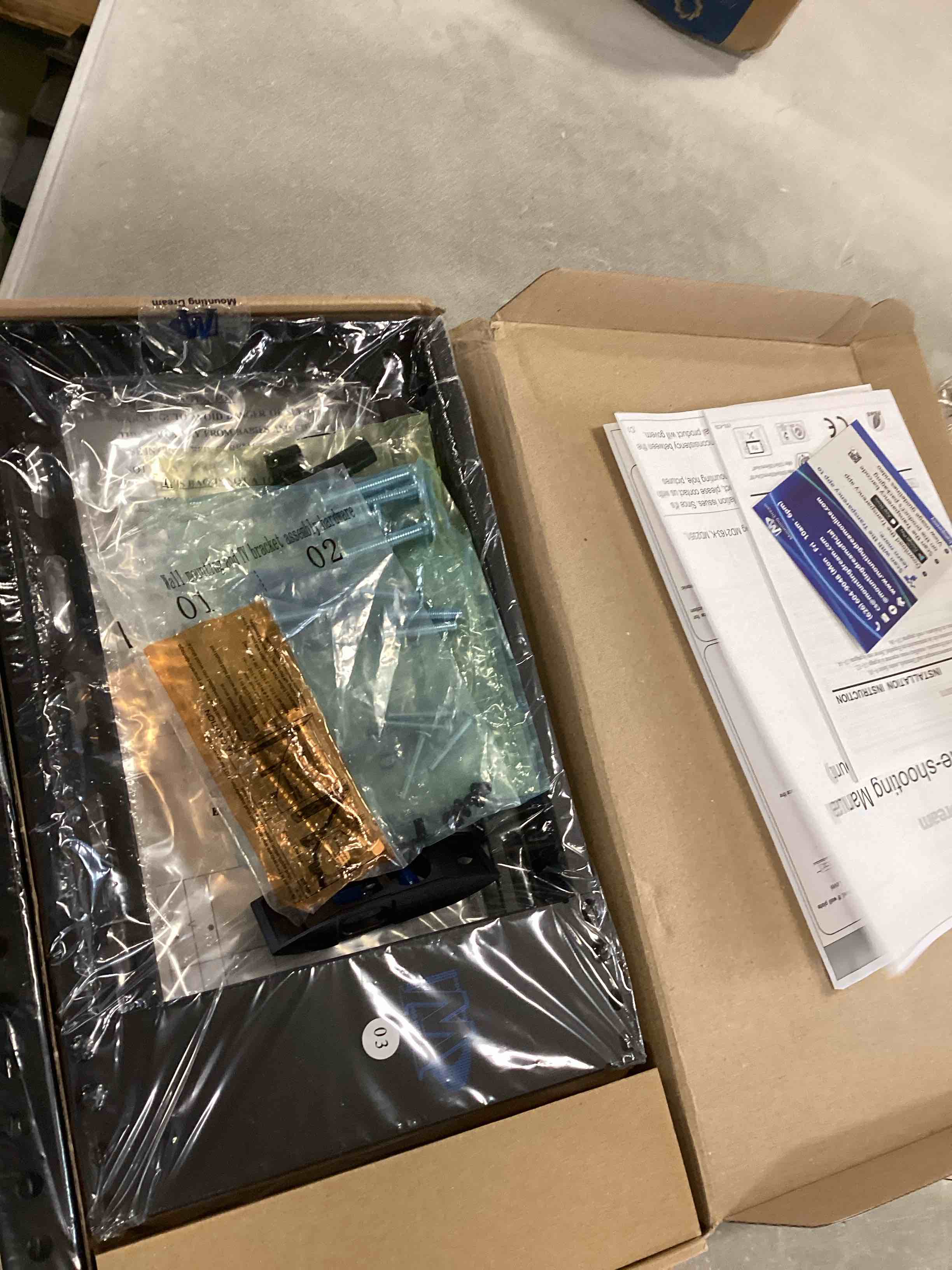 https://s3.amazonaws.com/lotting-images-prod/bidfta/ORG6527829_1718799001972.jpeg