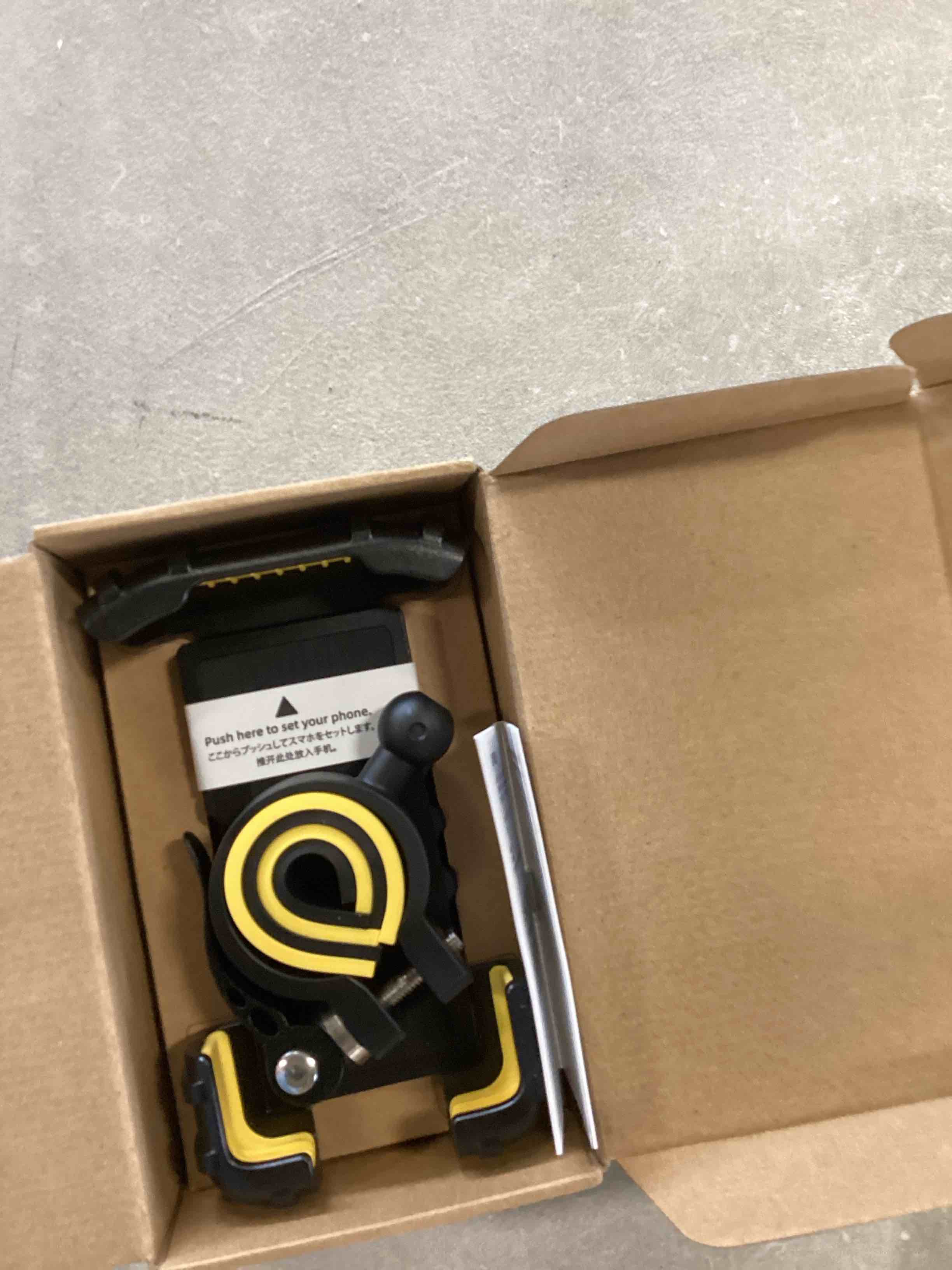 https://s3.amazonaws.com/lotting-images-prod/bidfta/ORG6527926_1718817587626.jpeg
