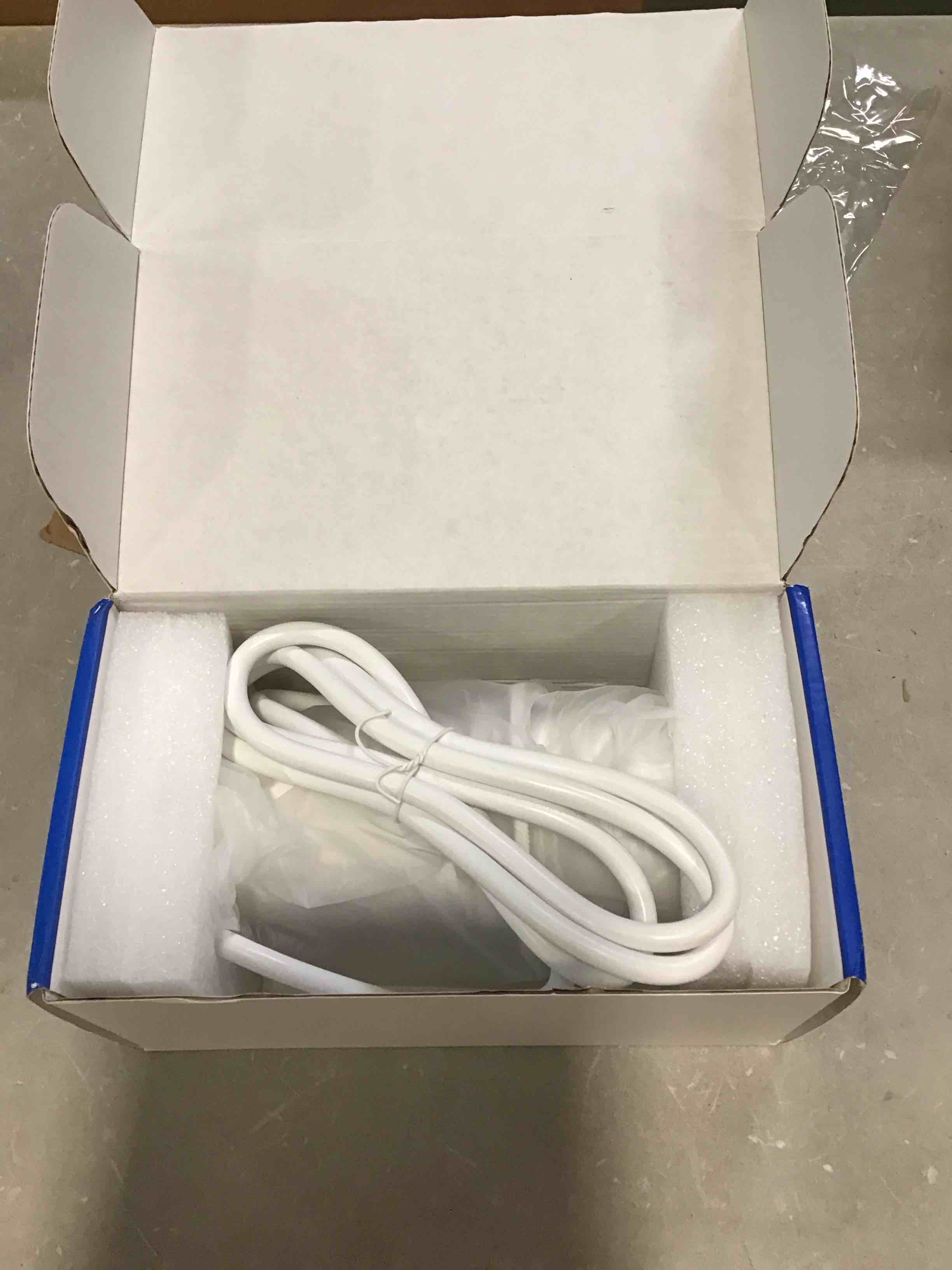https://s3.amazonaws.com/lotting-images-prod/bidfta/ORG6528450_1718627626929.jpeg