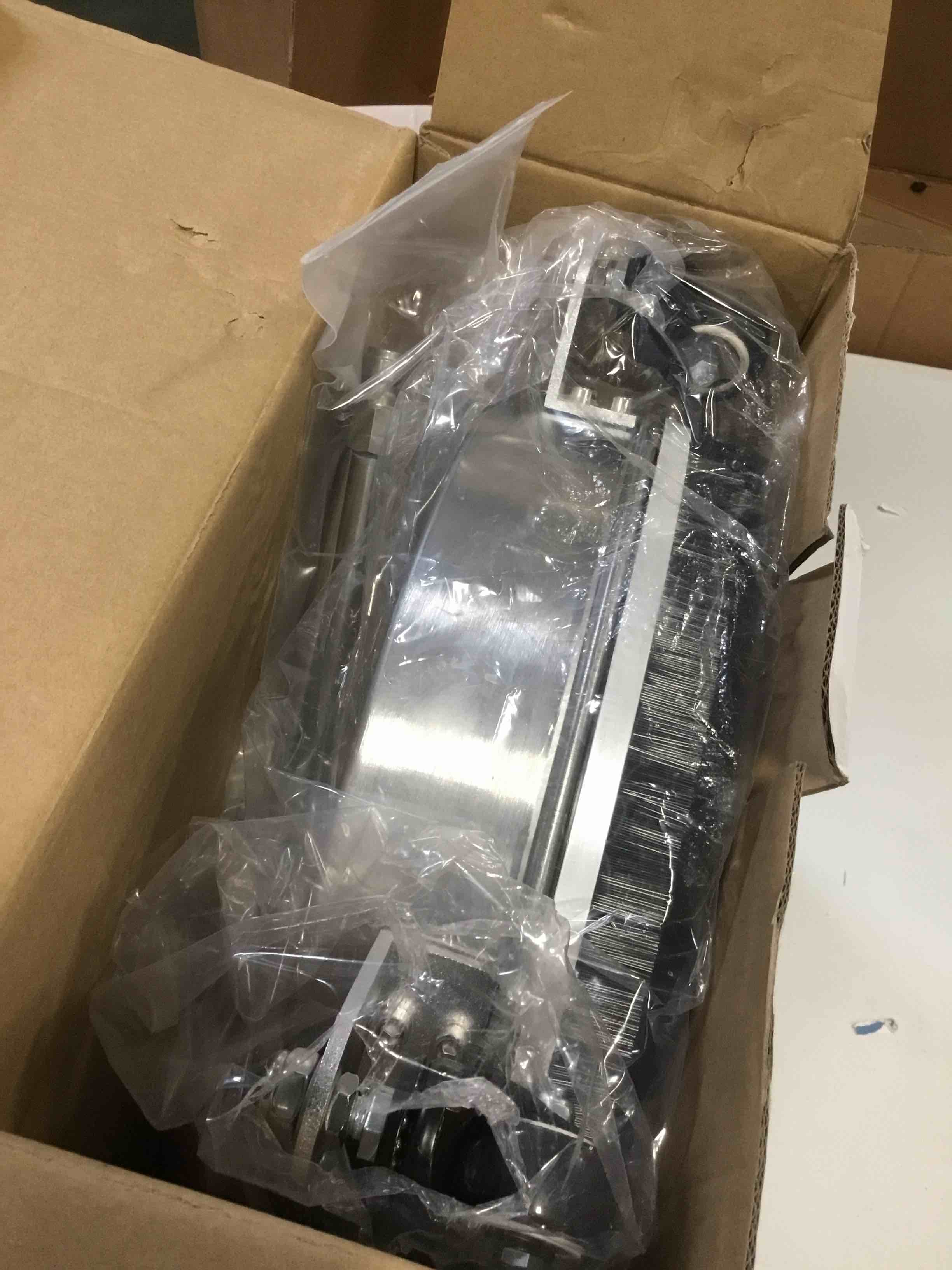 https://s3.amazonaws.com/lotting-images-prod/bidfta/ORG6529966_1718630153860.jpeg