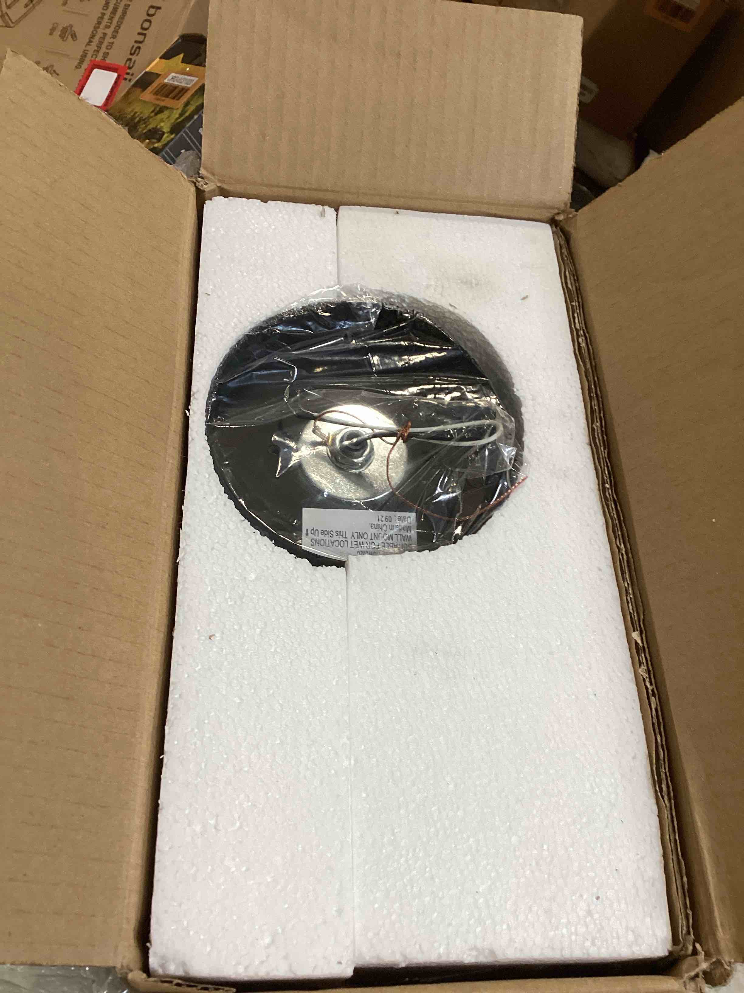 https://s3.amazonaws.com/lotting-images-prod/bidfta/ORG6531025_1719329546530.jpeg