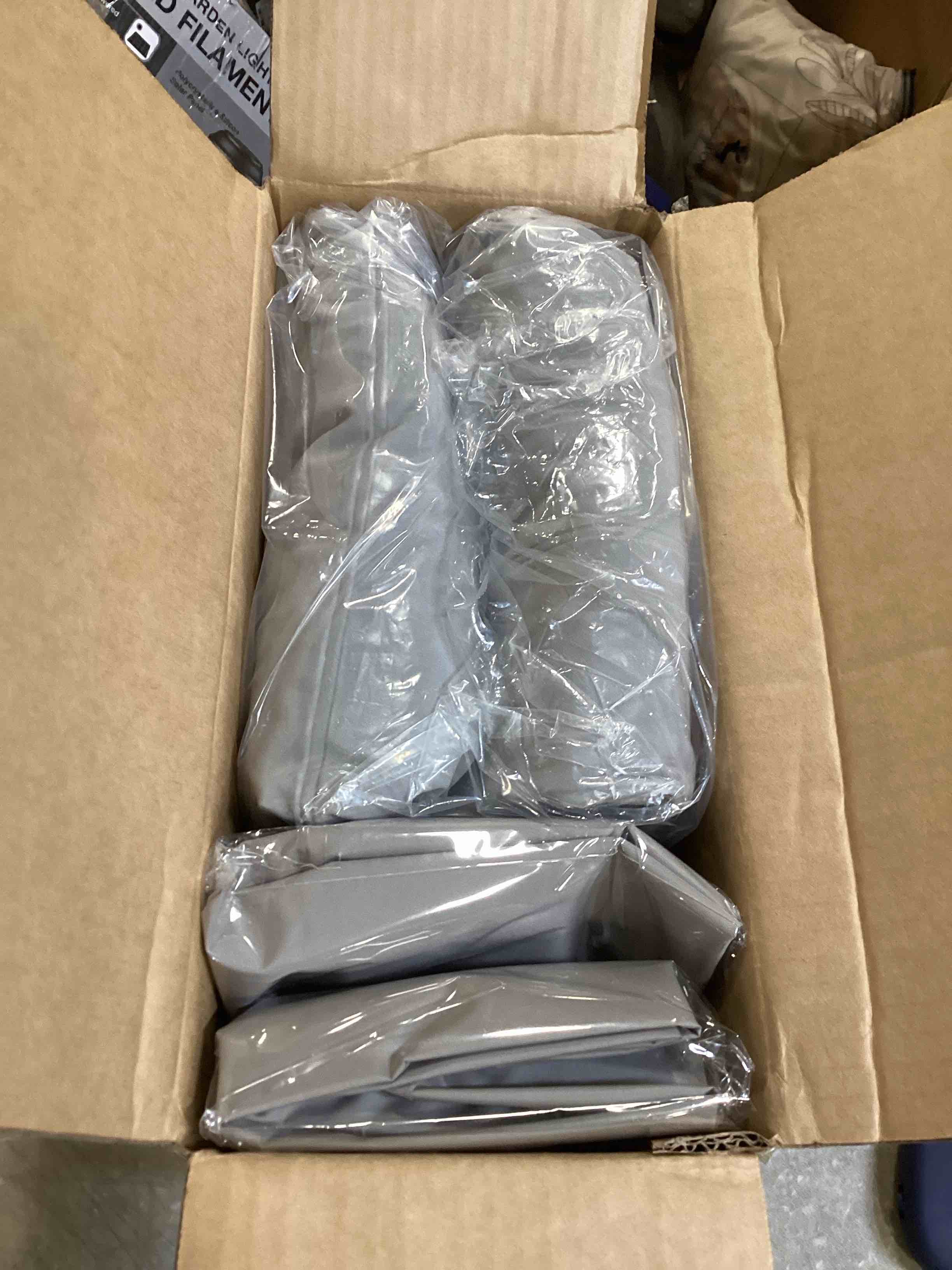 https://s3.amazonaws.com/lotting-images-prod/bidfta/ORG6531027_1719329662307.jpeg
