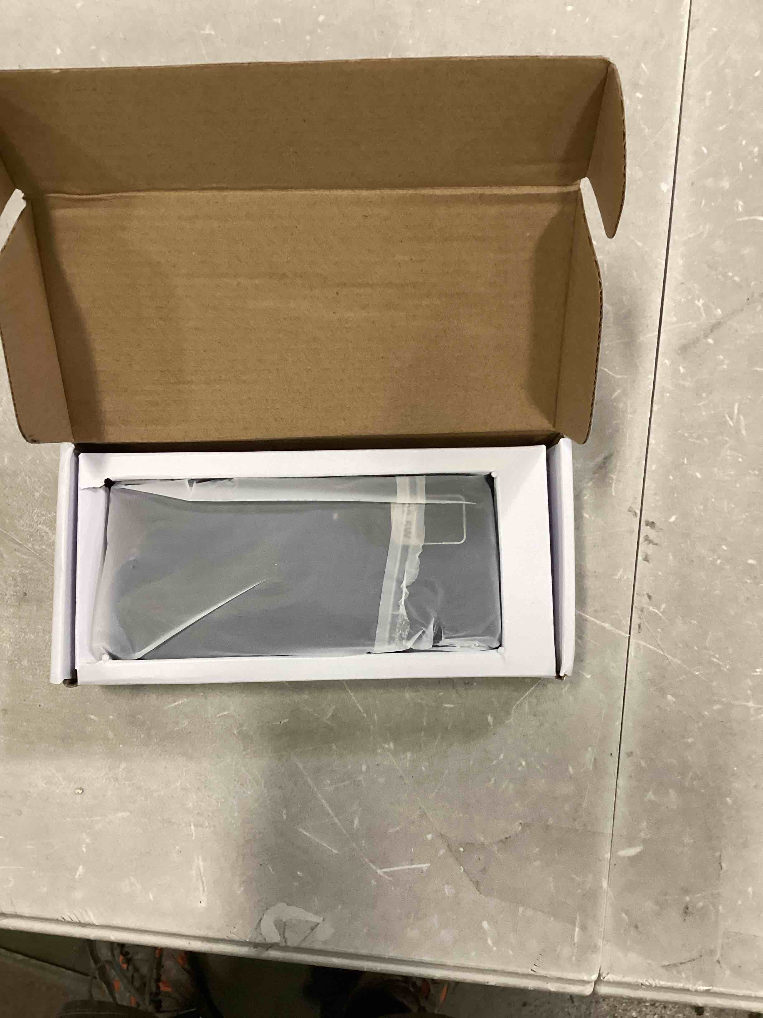 https://s3.amazonaws.com/lotting-images-prod/bidfta/ORG6531628_1718637716437.jpeg