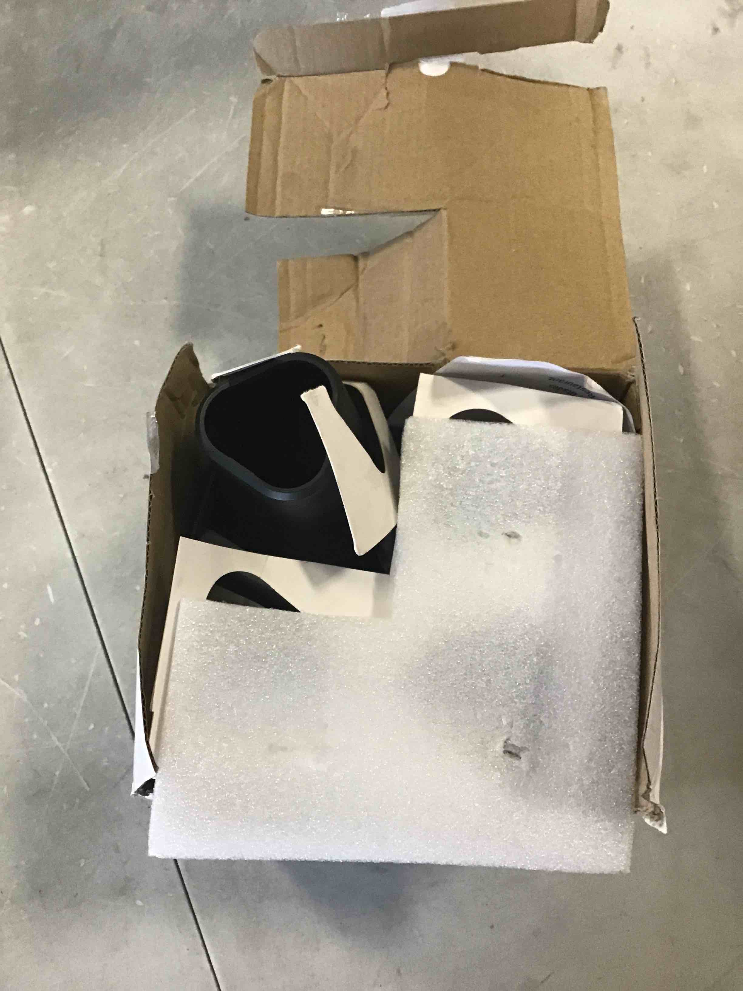 https://s3.amazonaws.com/lotting-images-prod/bidfta/ORG6532976_1718393535886.jpeg