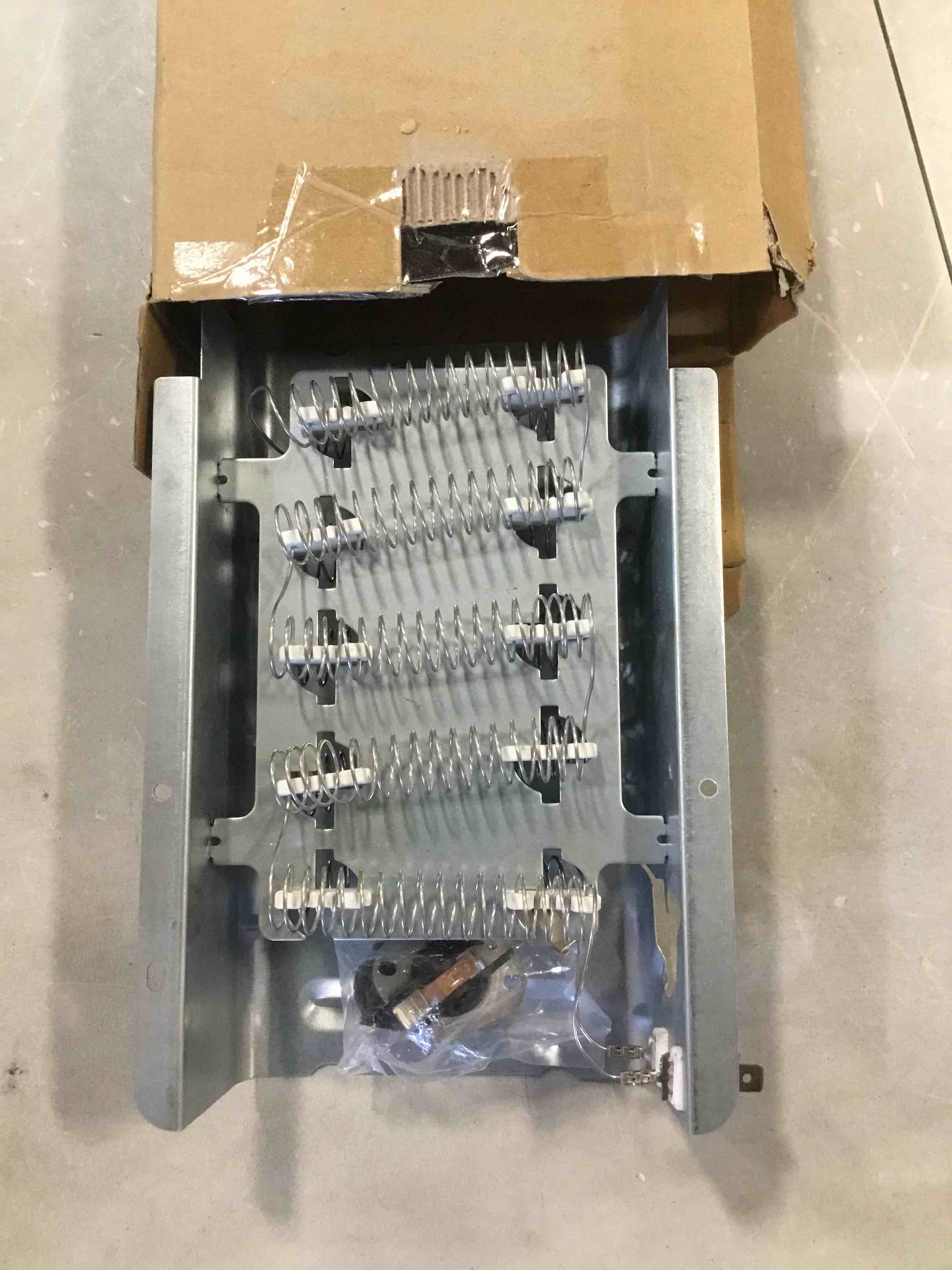 https://s3.amazonaws.com/lotting-images-prod/bidfta/ORG6533328_1718469497585.jpeg
