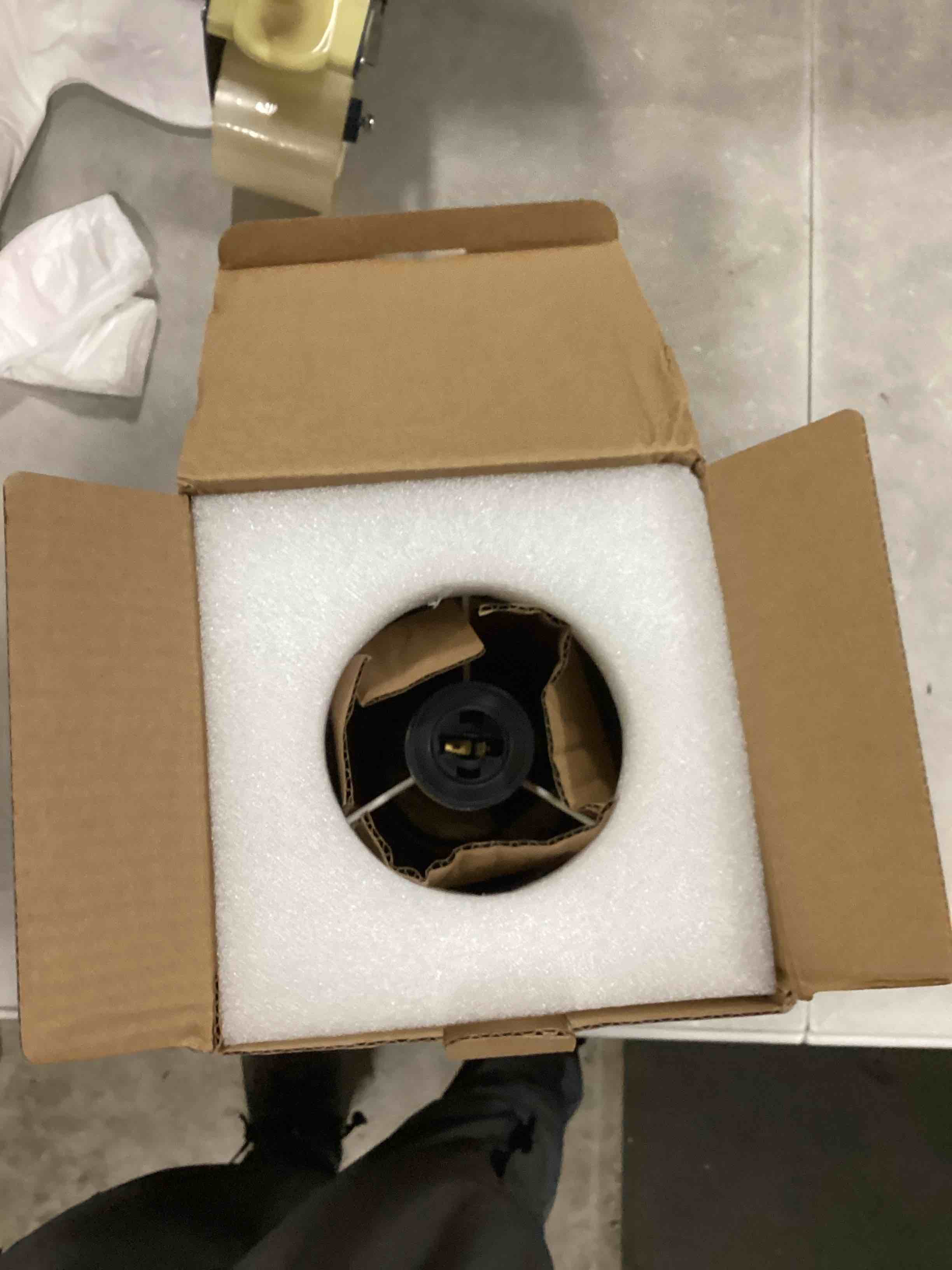 https://s3.amazonaws.com/lotting-images-prod/bidfta/ORG6533819_1718684312487.jpeg