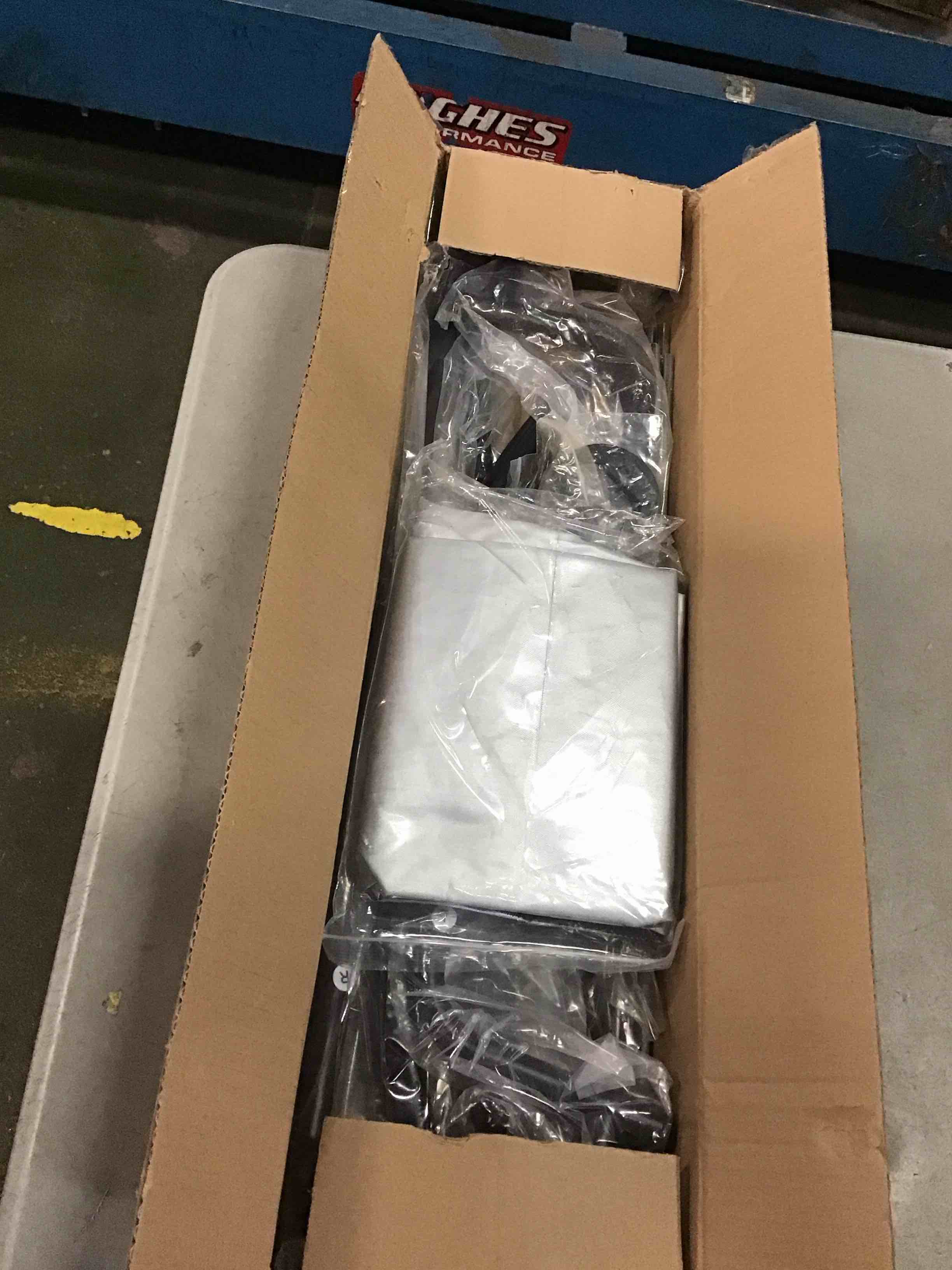 https://s3.amazonaws.com/lotting-images-prod/bidfta/ORG6534934_1718795445298.jpeg