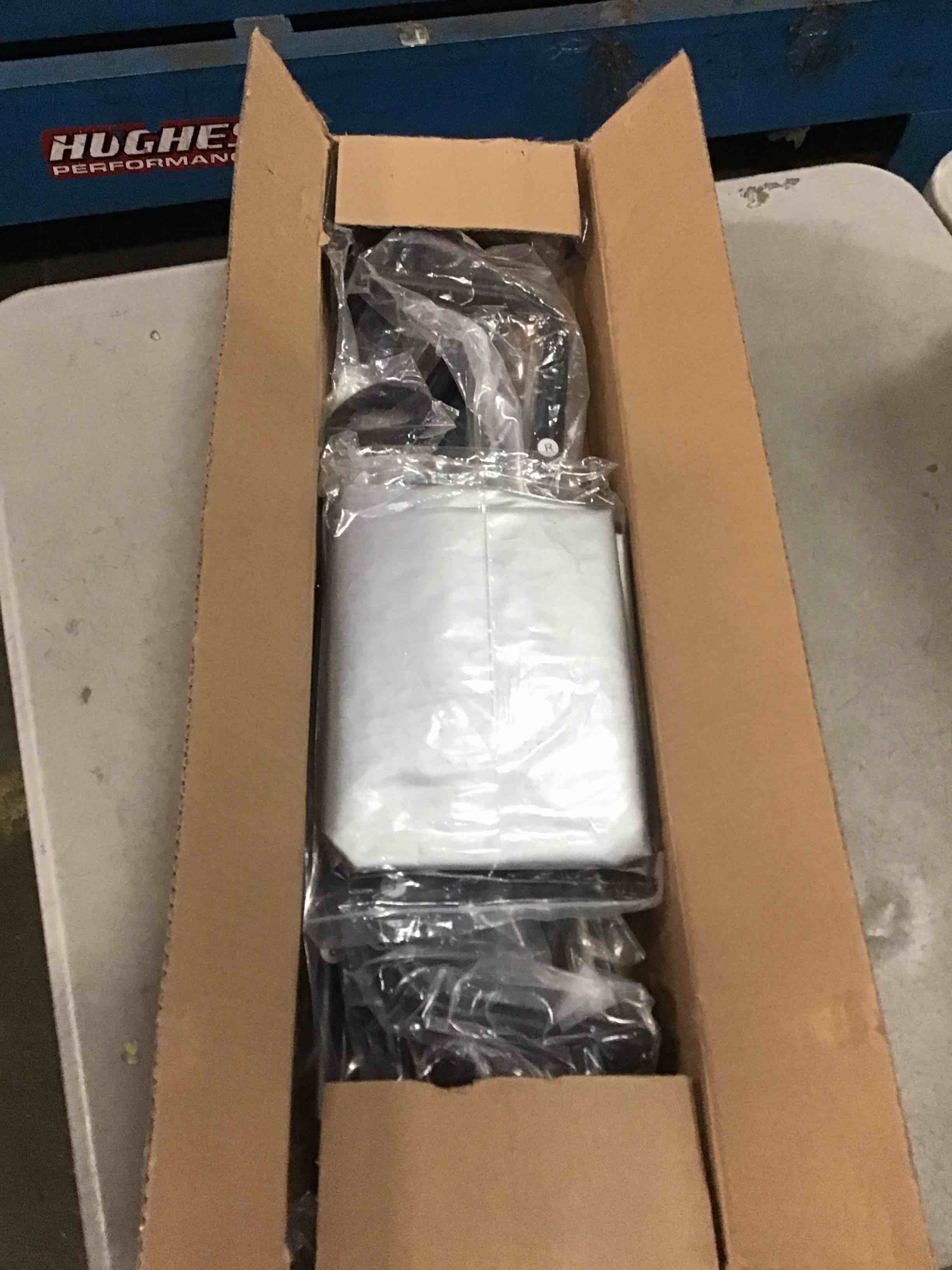 https://s3.amazonaws.com/lotting-images-prod/bidfta/ORG6534934_1718795478187.jpeg