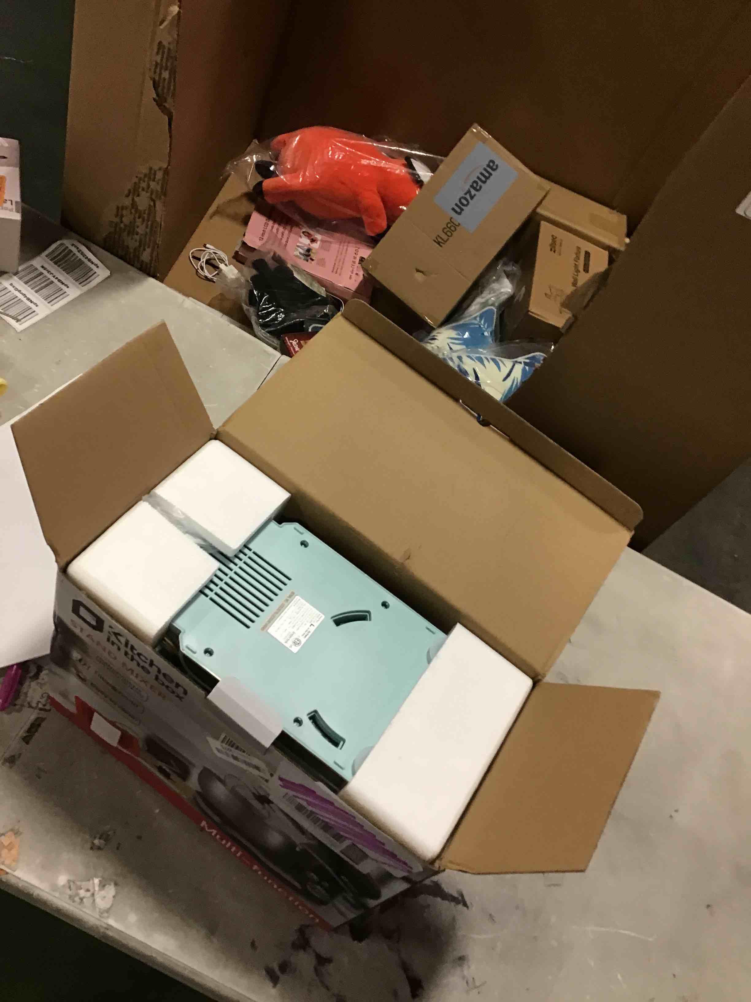 https://s3.amazonaws.com/lotting-images-prod/bidfta/ORG6536830_1717077298941.jpeg