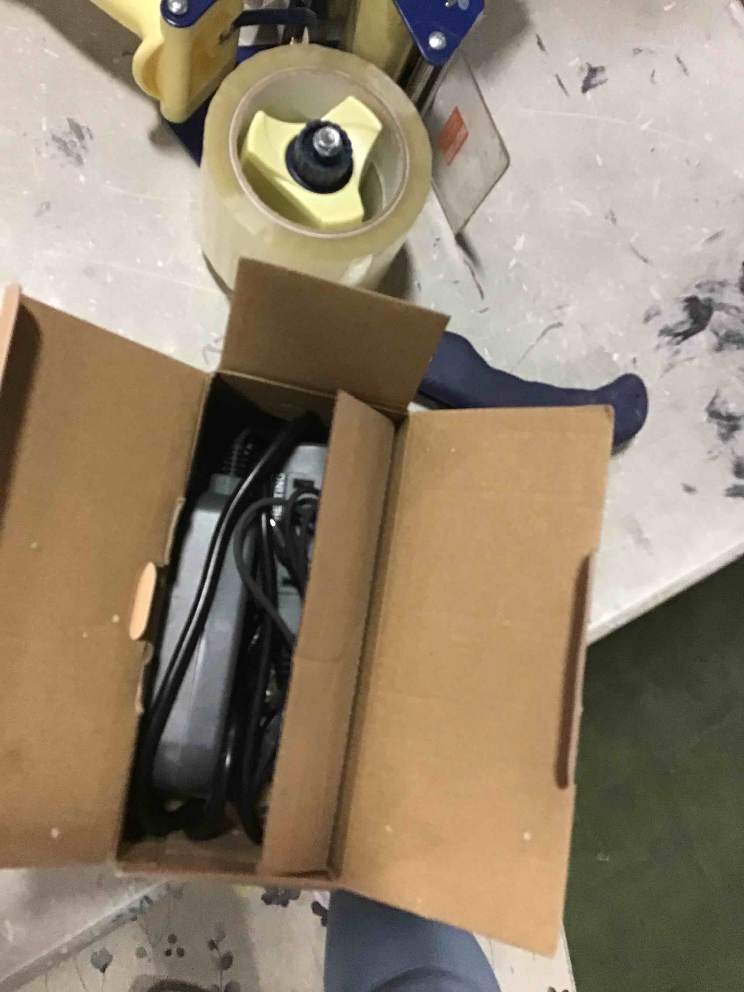 https://s3.amazonaws.com/lotting-images-prod/bidfta/ORG6536837_1717079196393.jpeg