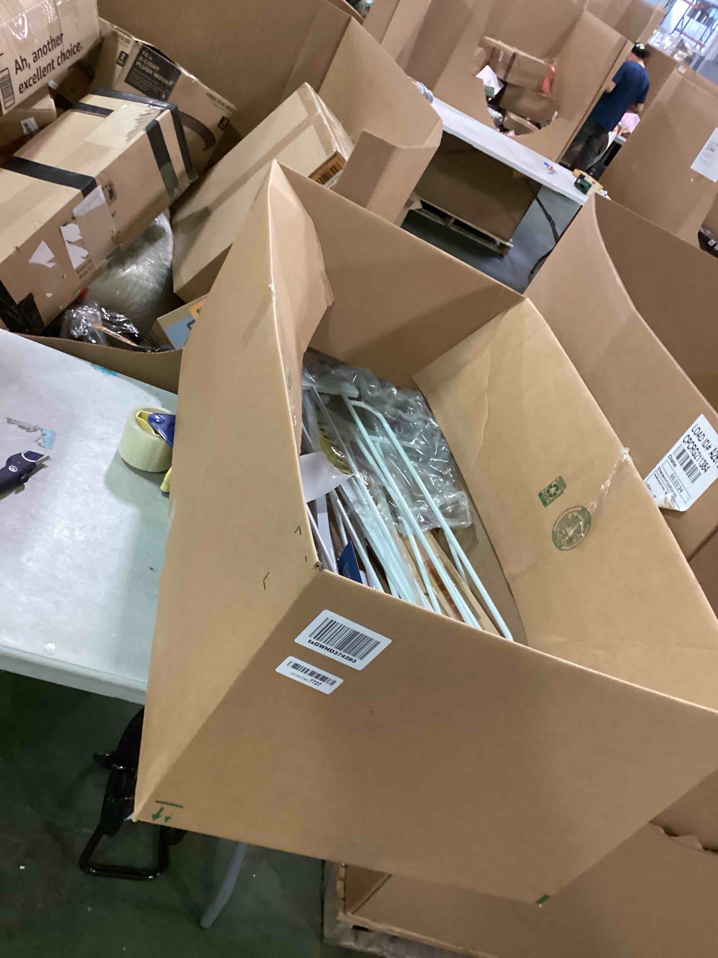 https://s3.amazonaws.com/lotting-images-prod/bidfta/ORG6537978_1716916258737.jpeg