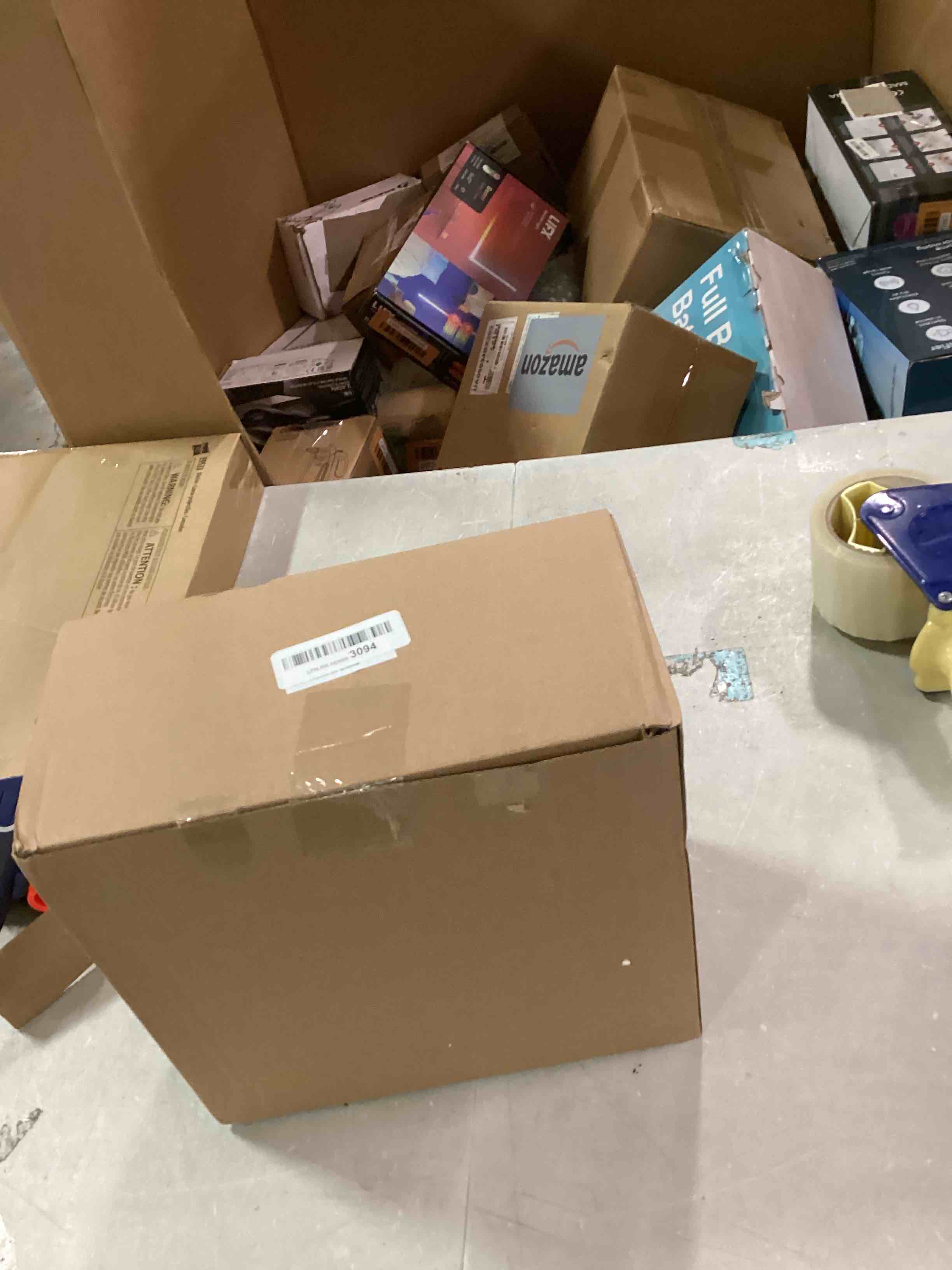 https://s3.amazonaws.com/lotting-images-prod/bidfta/ORG6538098_1716986447664.jpeg