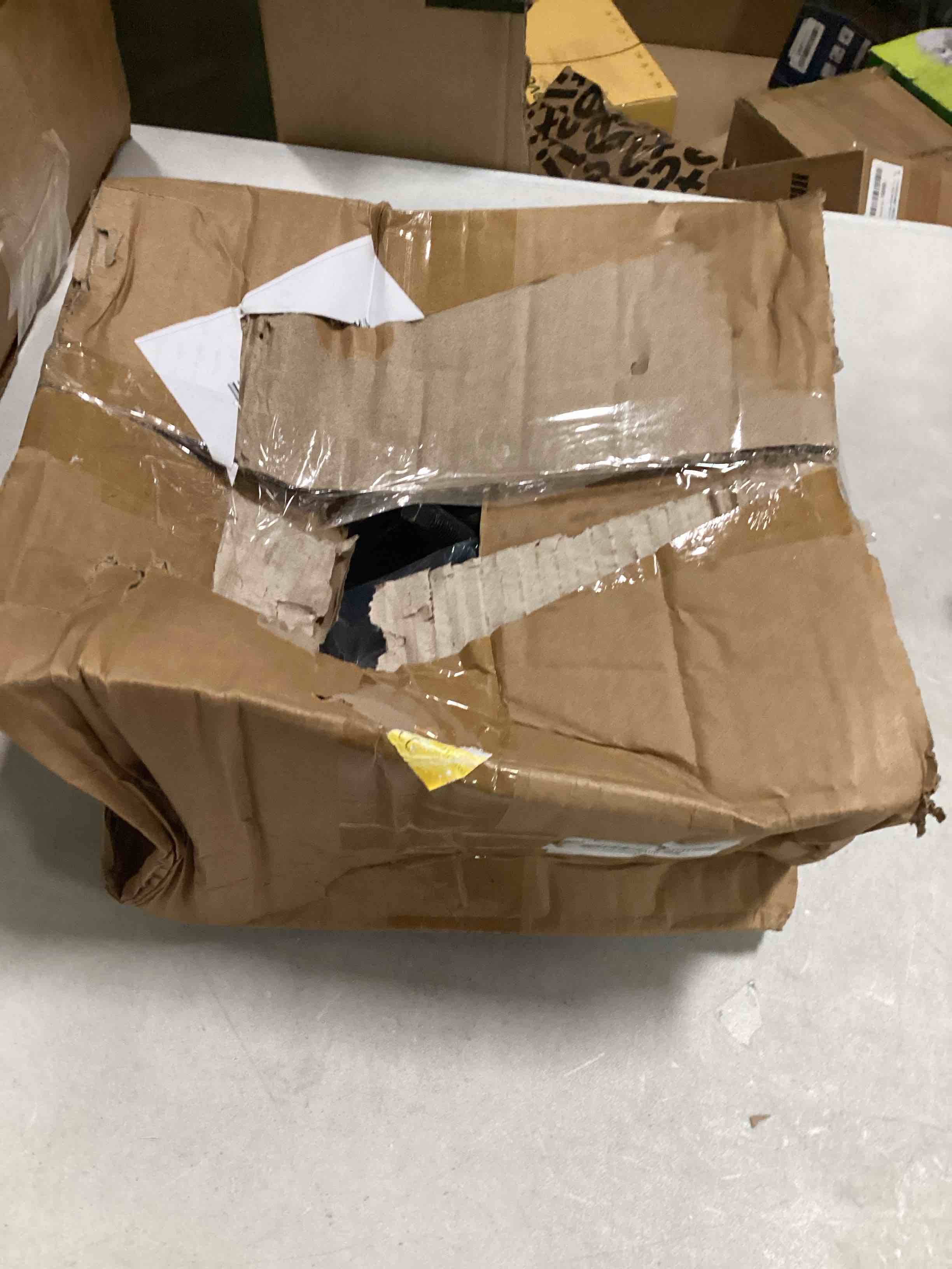 https://s3.amazonaws.com/lotting-images-prod/bidfta/ORG6538119_1717067634354.jpeg
